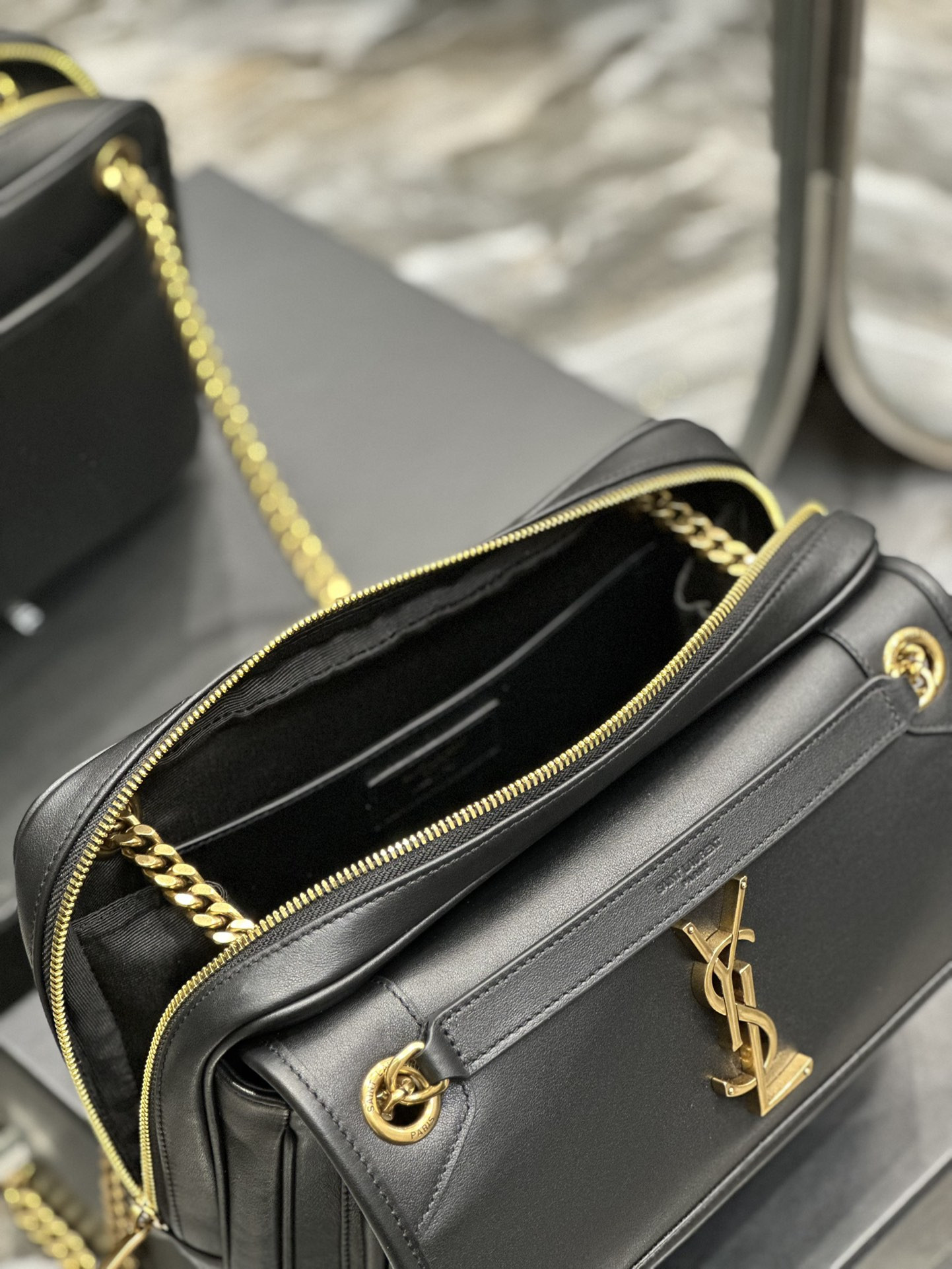 Y*L NIKI MEDIUM IN VINTAGE LEATHER BLACK GOLD 11 X 7.8 X 3.3 INCHES