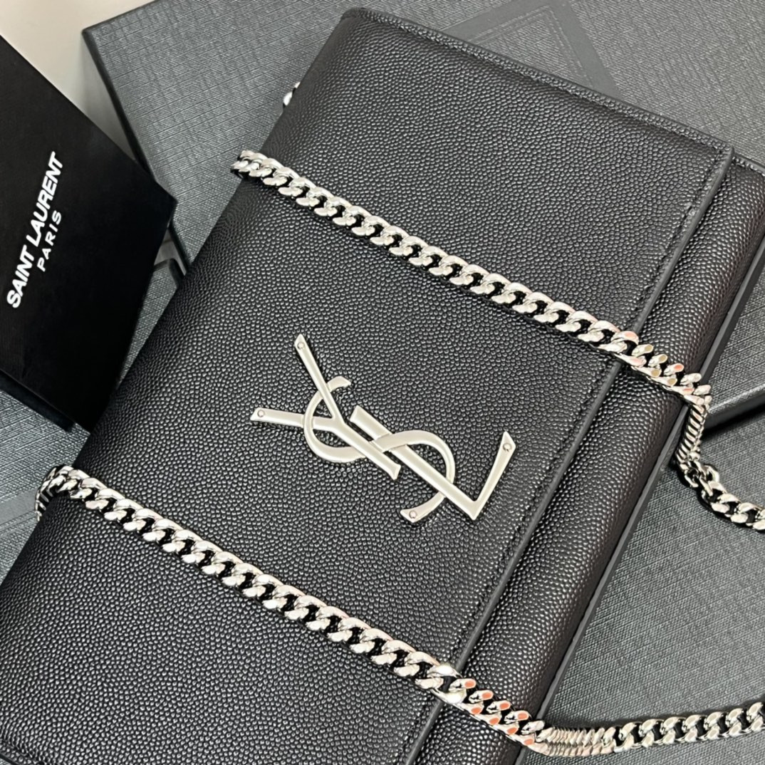 Y*L KATE MEDIUM IN GRAIN DE POUDRE EMBOSSED LEATHER BLACK SILVER 9.4 X 5.7 X 2.1 INCHES