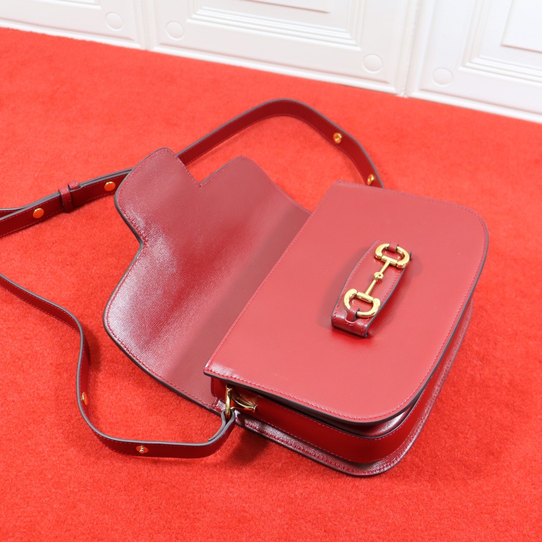 G*u*i HORSEBIT 1955 SHOULDER BAG RED 9.8"W x 7"H x 3.1"D