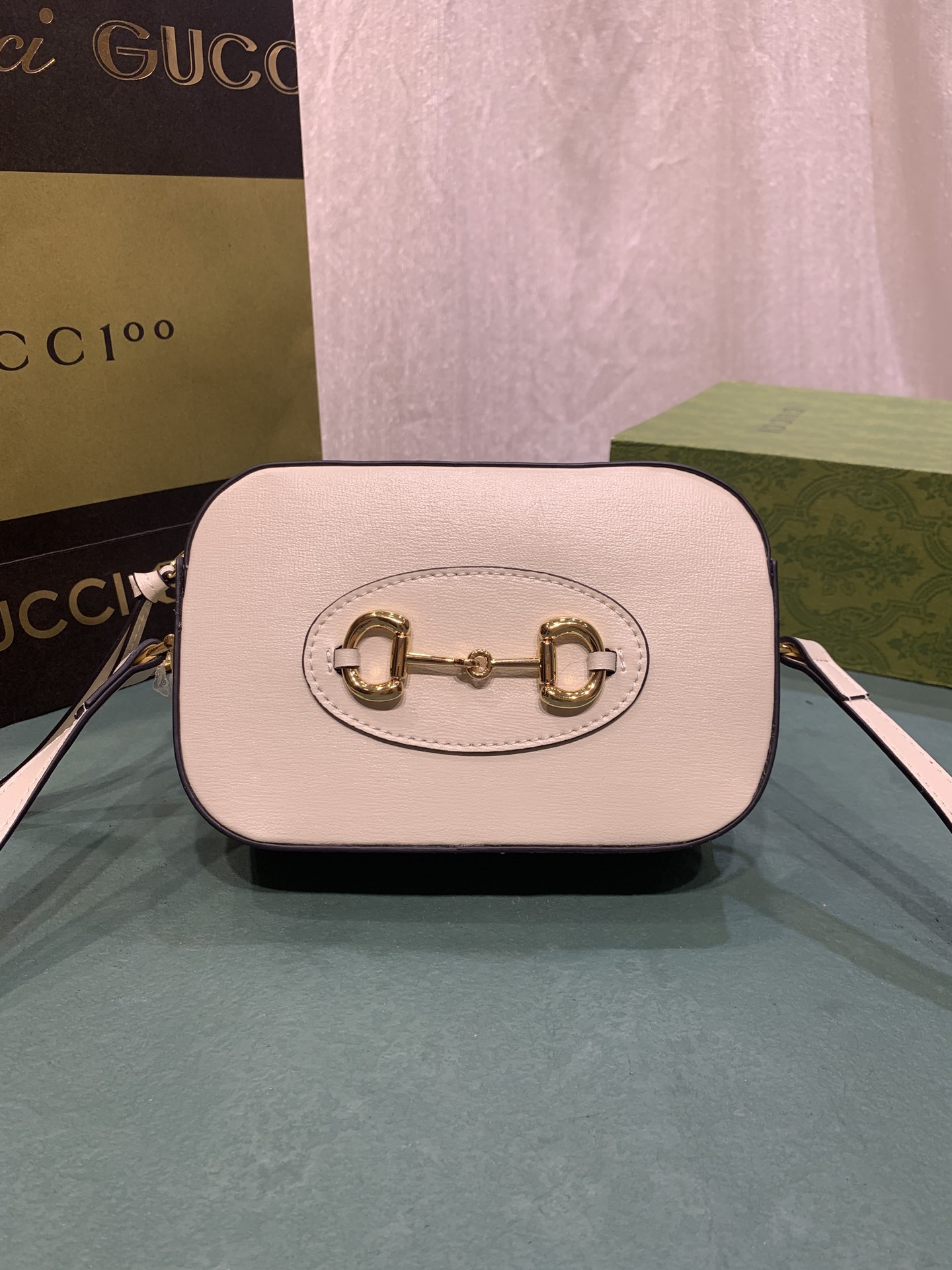 G*u*i HORSEBIT 1955 SMALL SHOULDER BAG WHITE 7.9"W x 5.1"H x 2.4"D