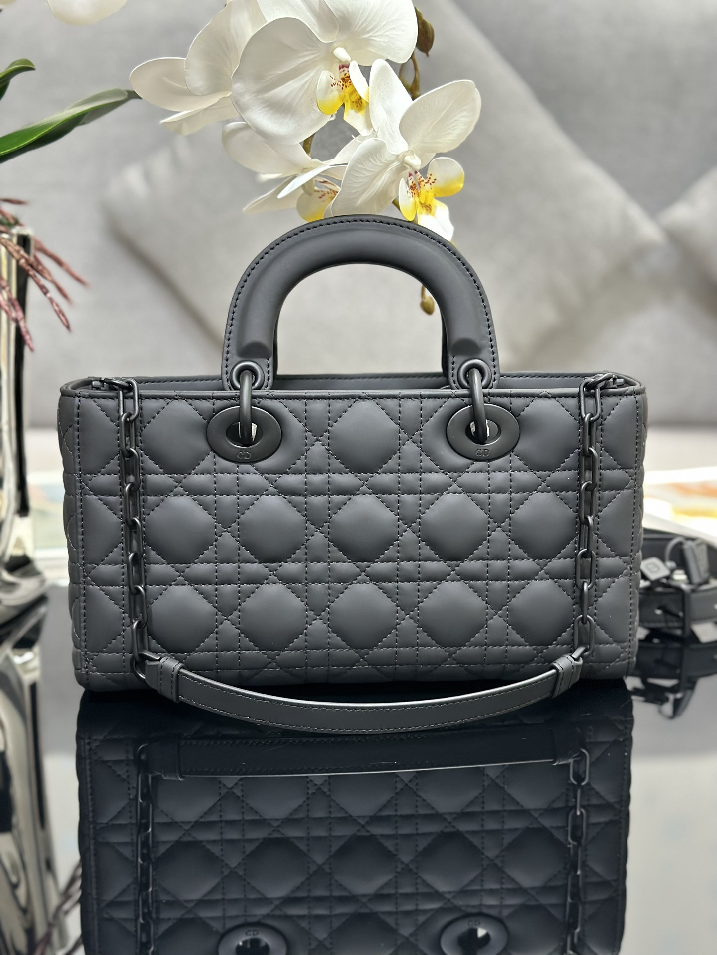 D*0r Lady D-Joy bag medium Gray 26 x 13.5 x 5 cm