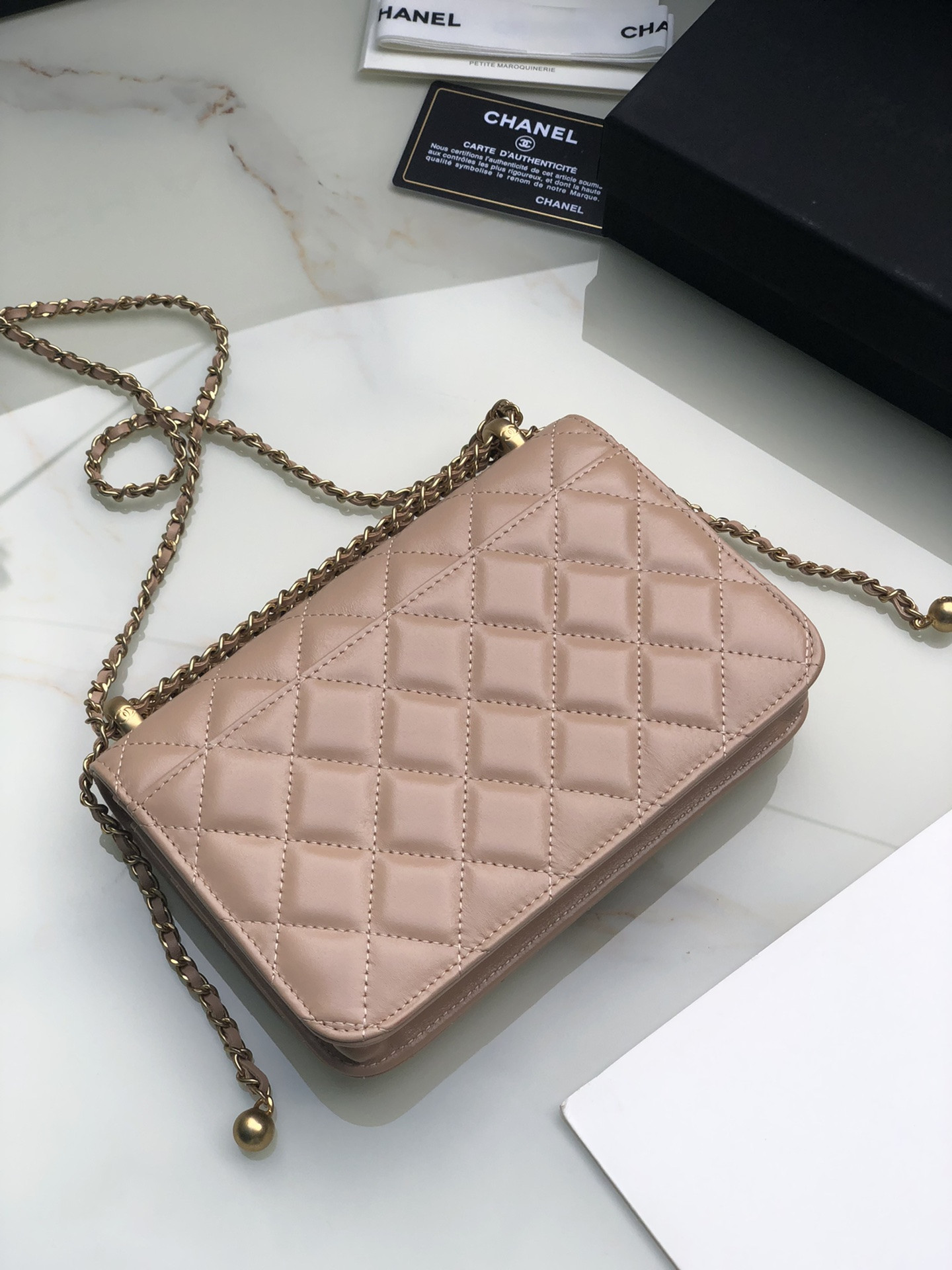 Ch*el CLASSIC WALLET ON CHAIN Pink 4.8 × 7.5 × 1.4 in