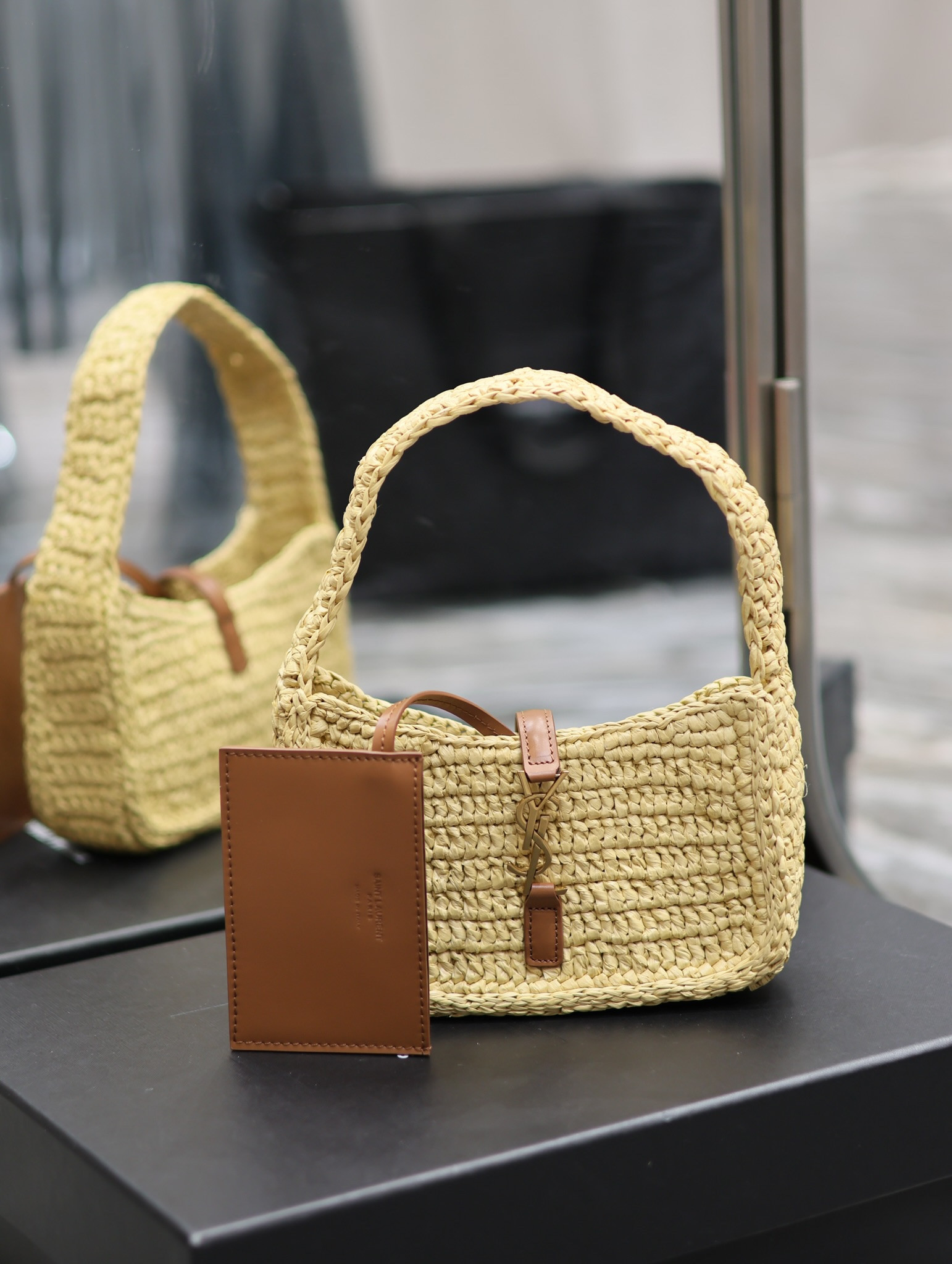 Y*L LE 5 À 7 MINI IN RAFFIA Color Natural 7.5X4.5X1.8 INCHES