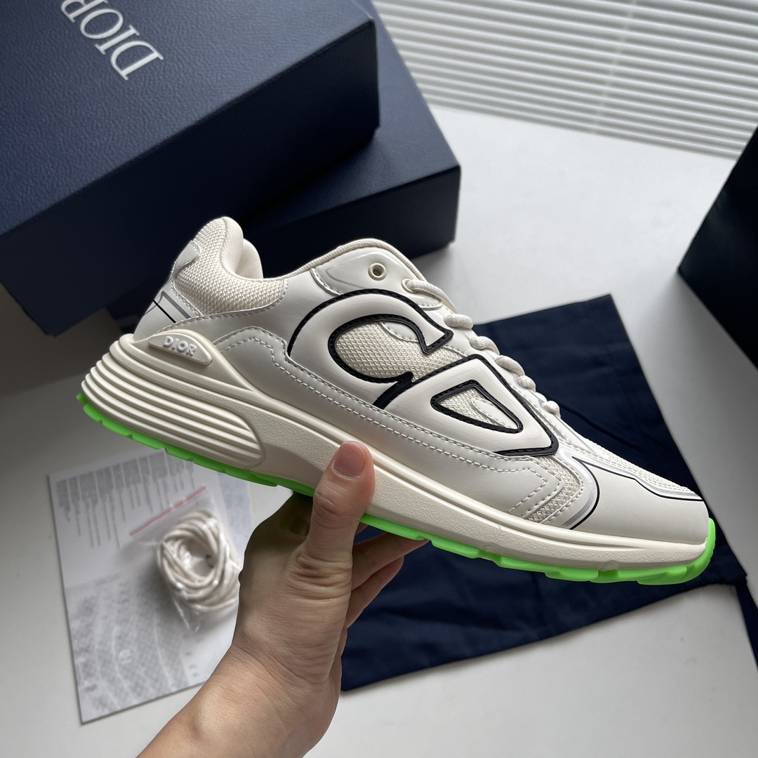 UA D*0r B30 Sneaker