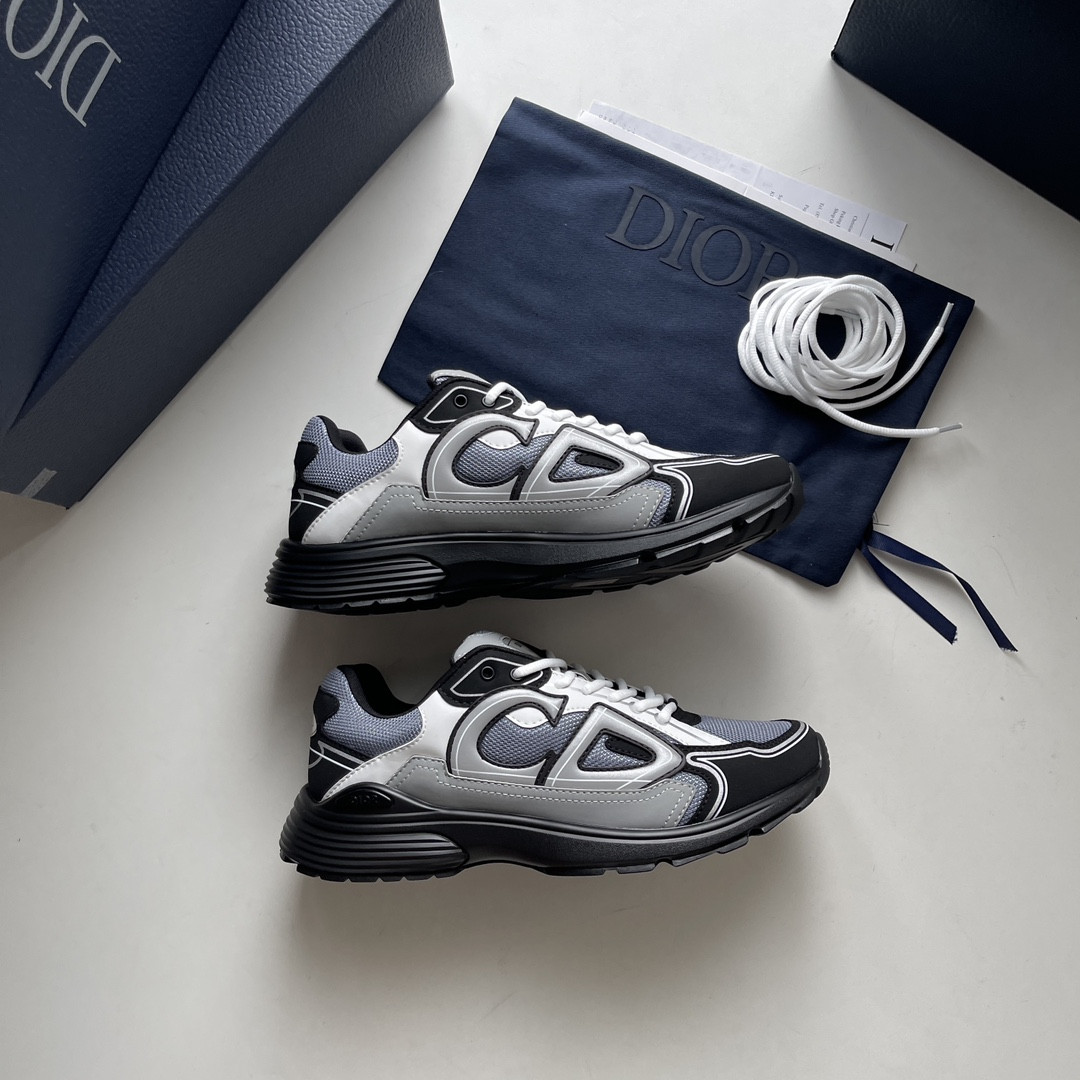UA D*0r B30 Sneaker