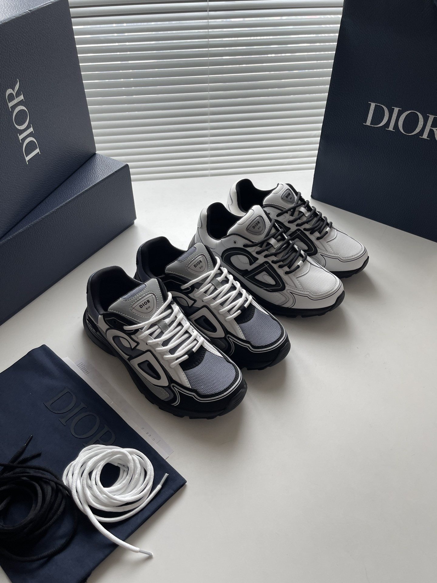 UA D*0r B30 Sneaker