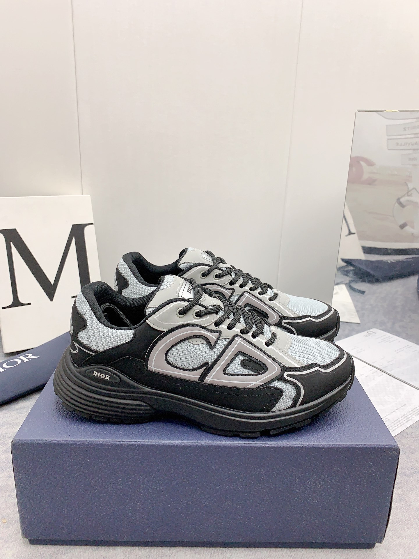 UA D*0r B30 Sneaker