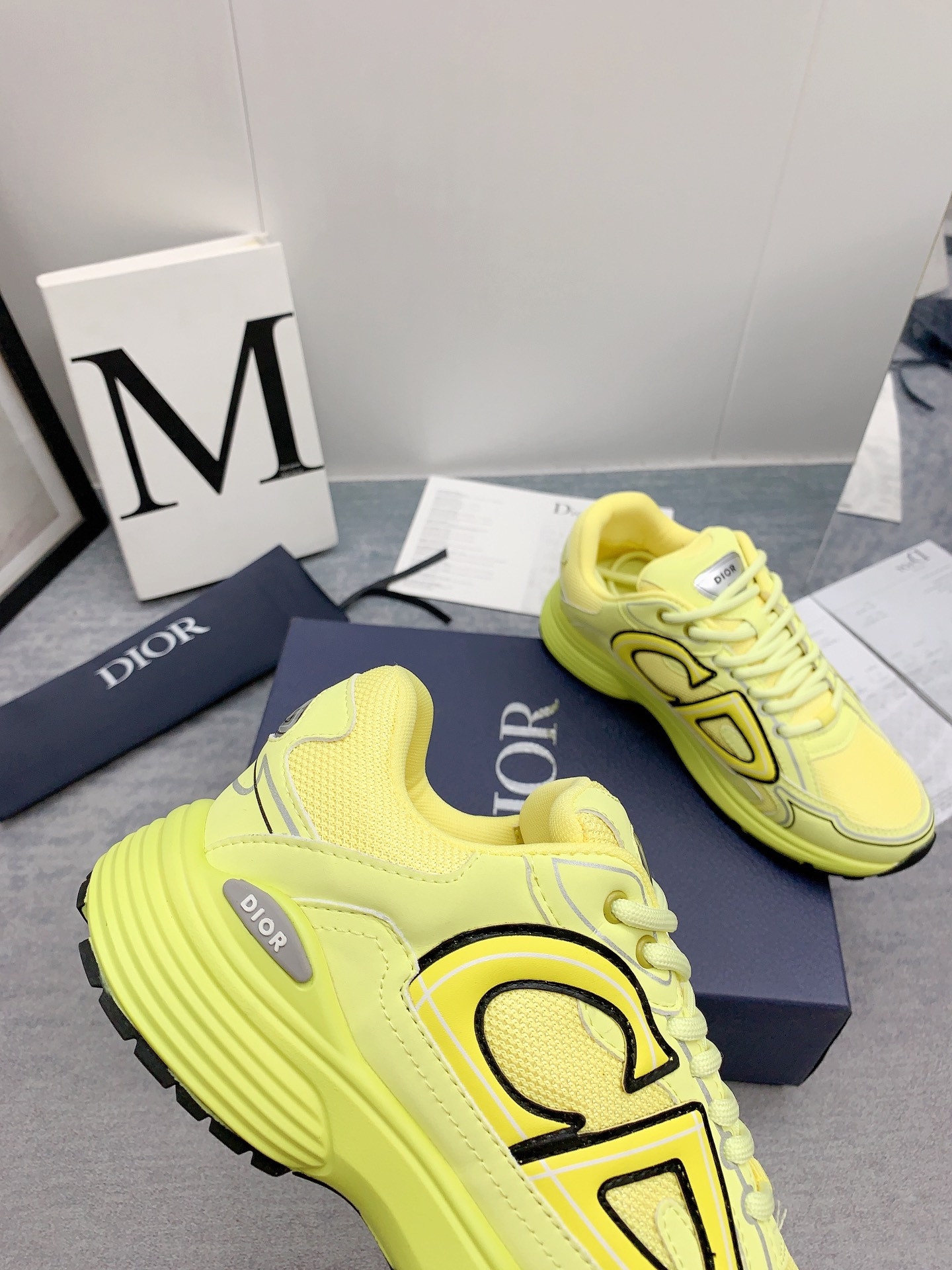 UA D*0r B30 Sneaker