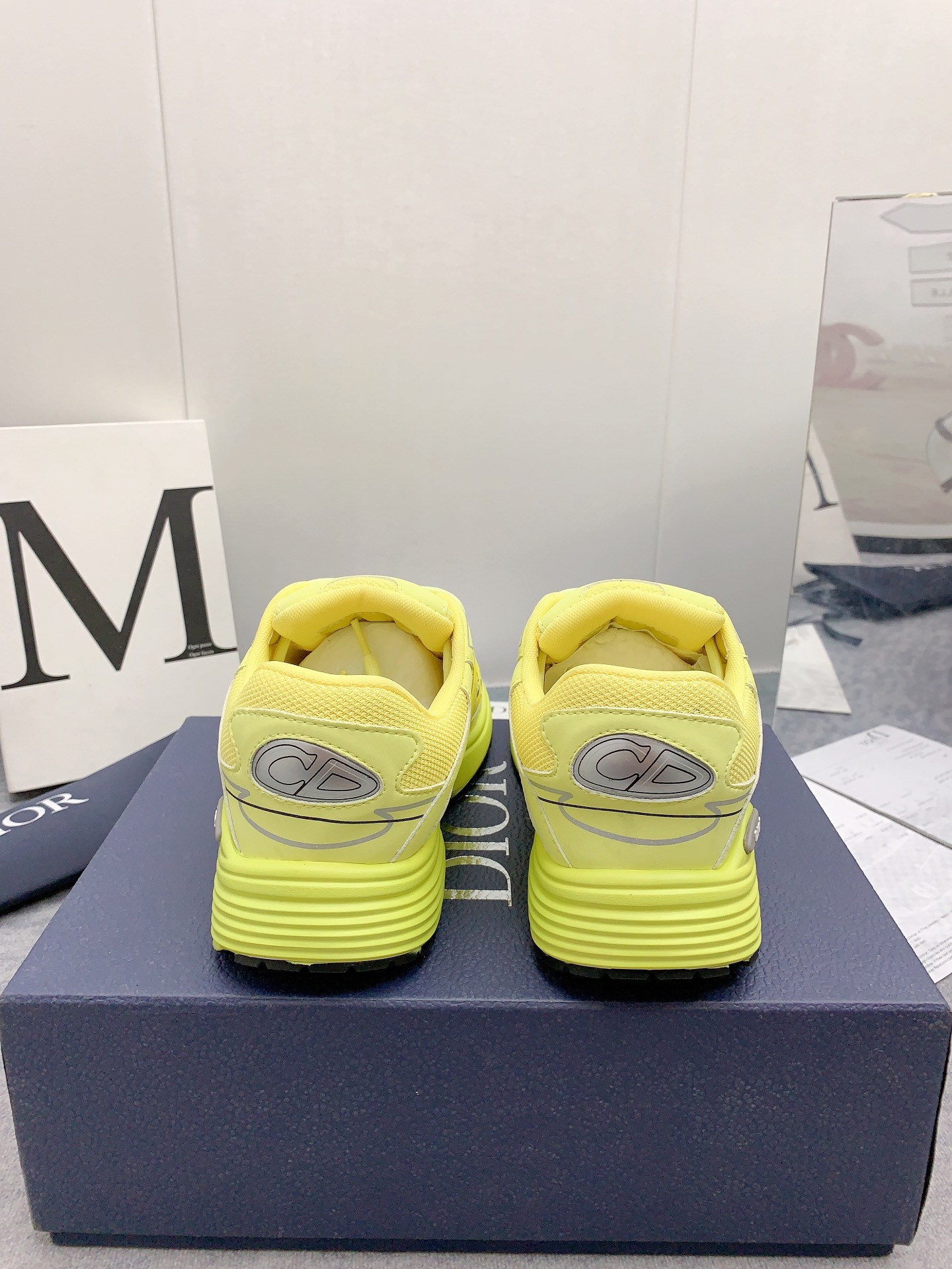 UA D*0r B30 Sneaker