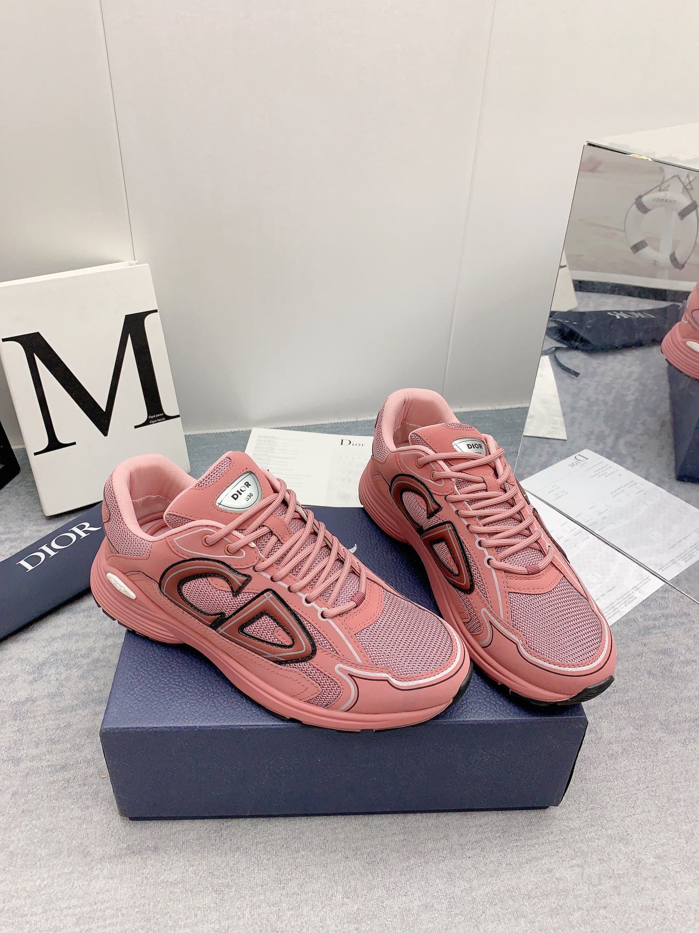 UA D*0r B30 Sneaker