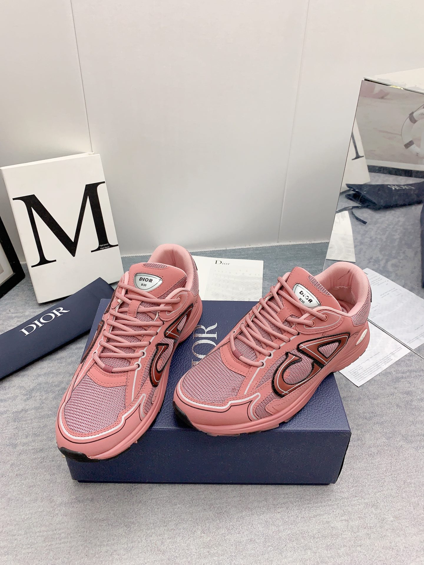 UA D*0r B30 Sneaker
