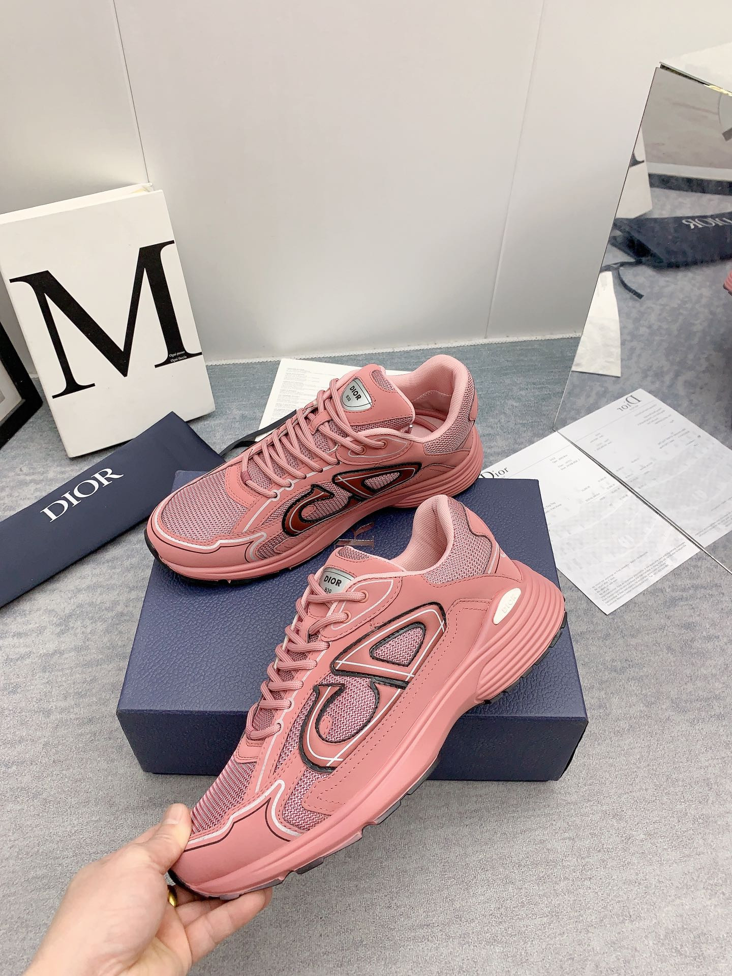 UA D*0r B30 Sneaker