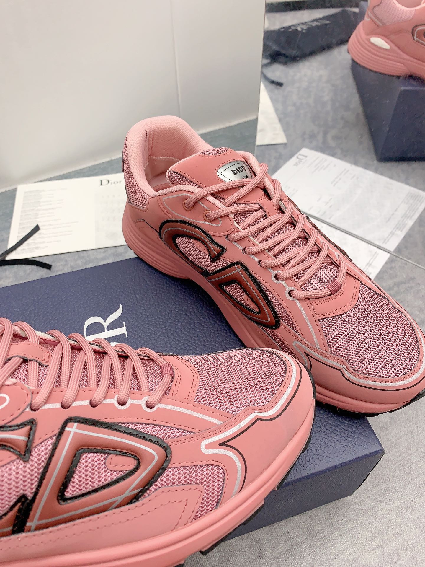 UA D*0r B30 Sneaker