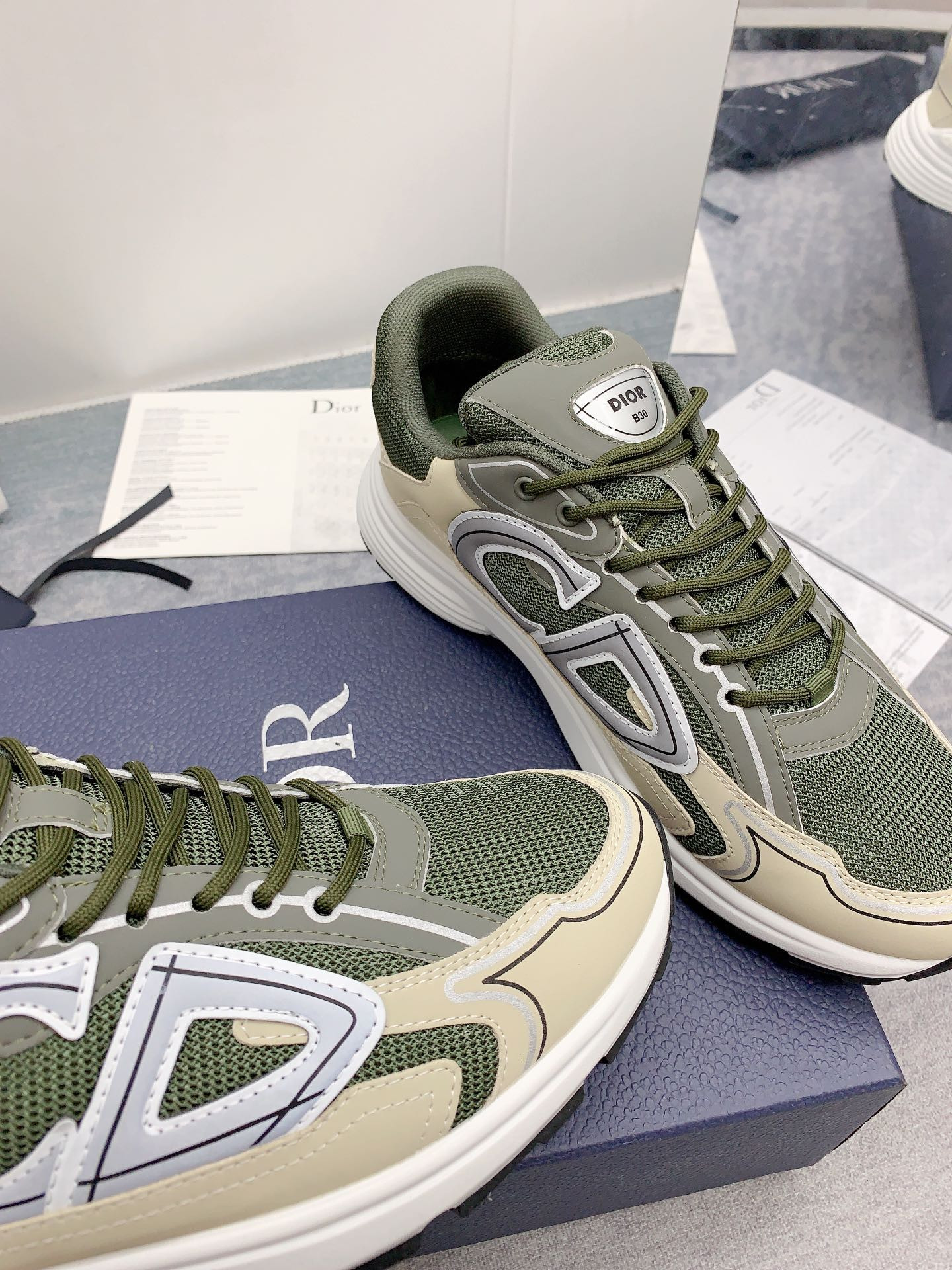UA D*0r B30 Olive