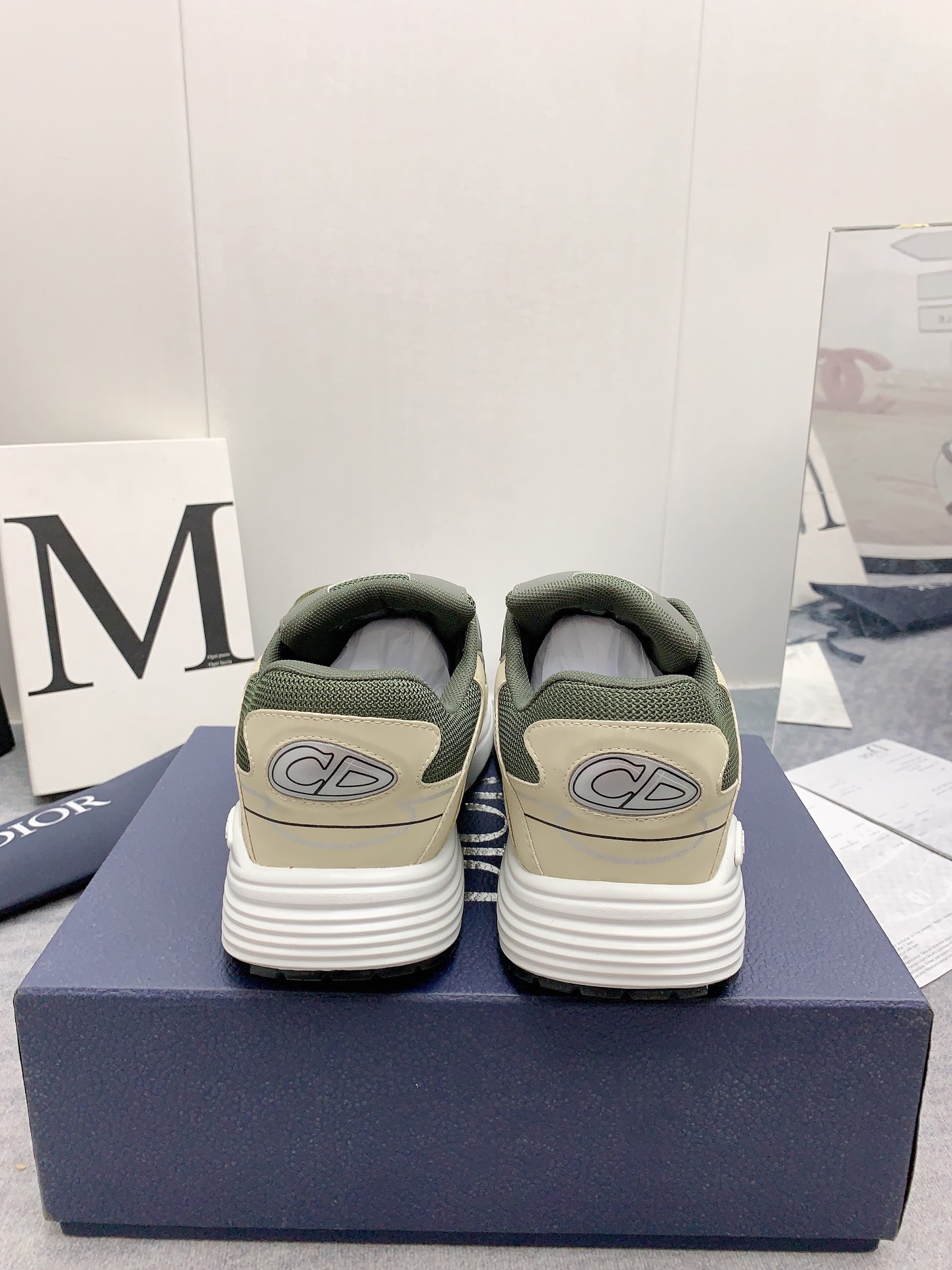 UA D*0r B30 Olive
