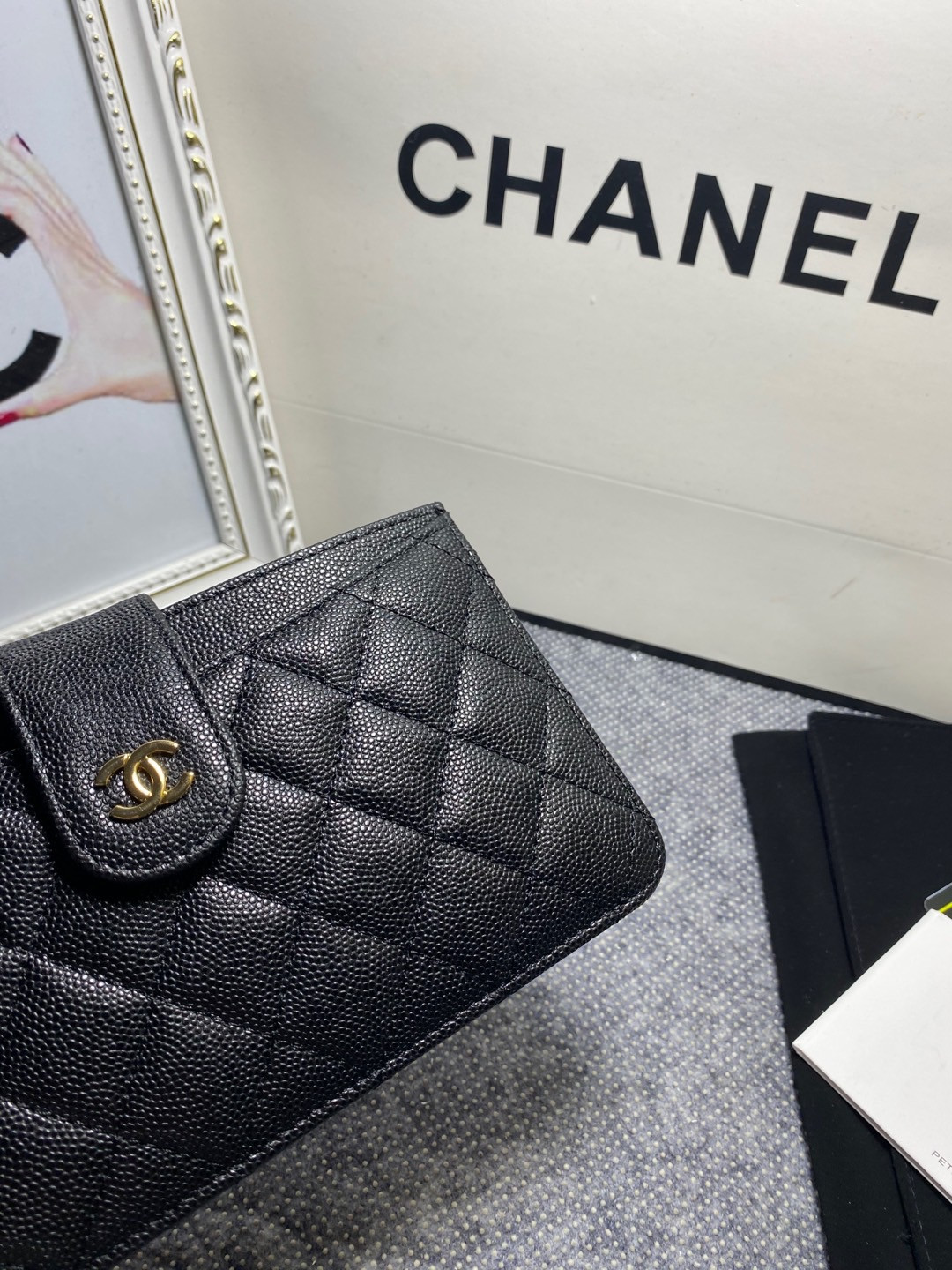 Ch*el CARD HOLDER 15-10cm