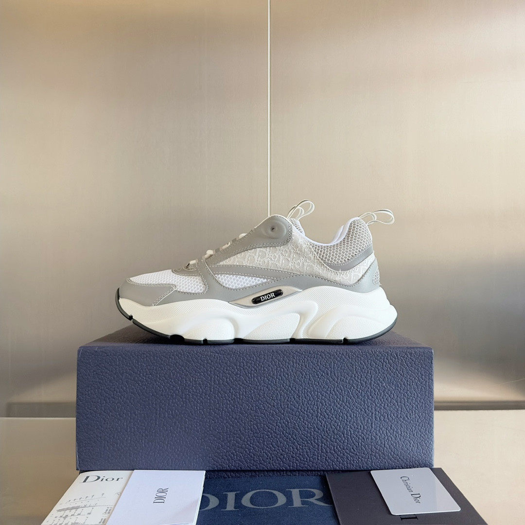 UA D*0r B22 white Sneaker