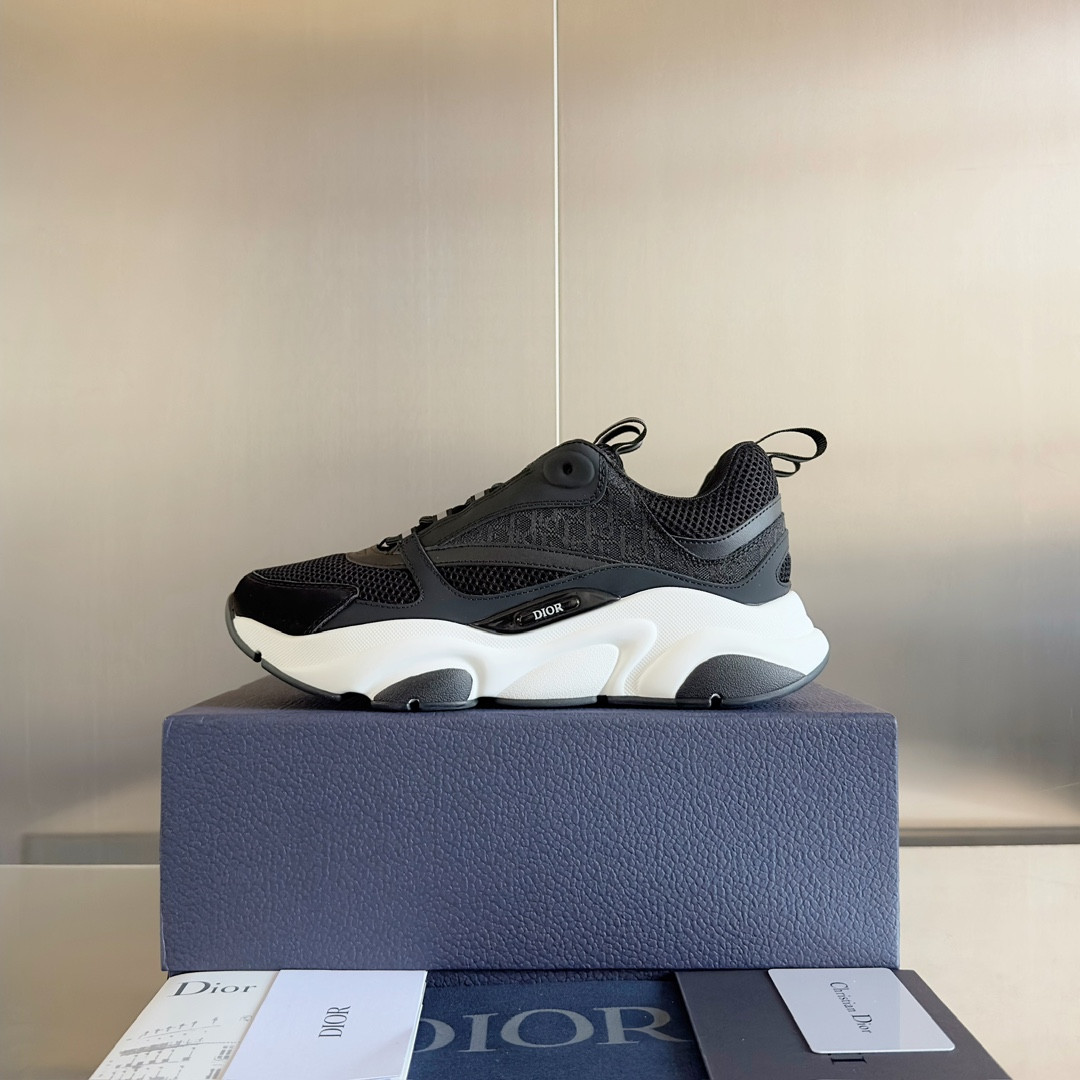 UA D*0r B22 black Sneaker