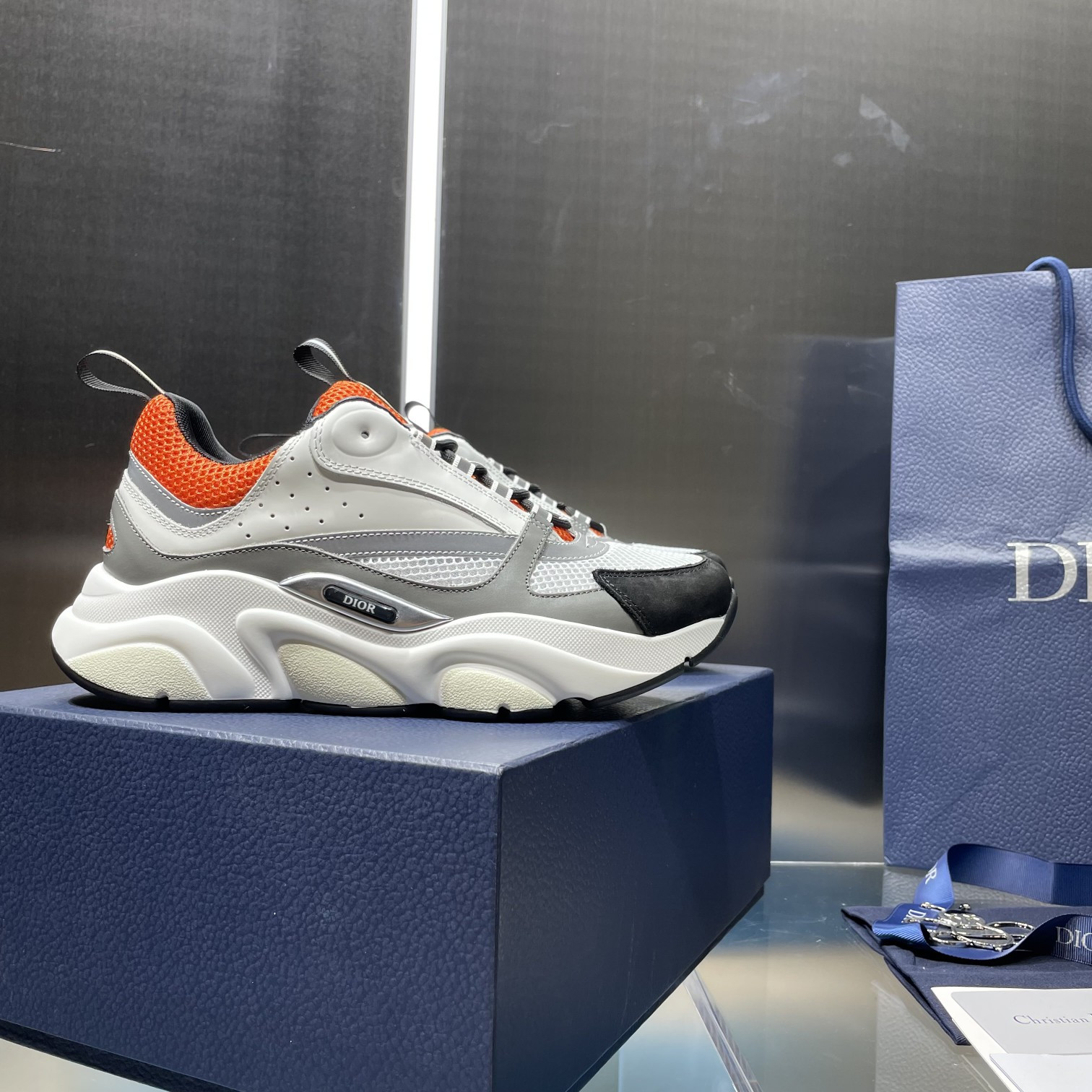 UA D*0r B22 Sneaker