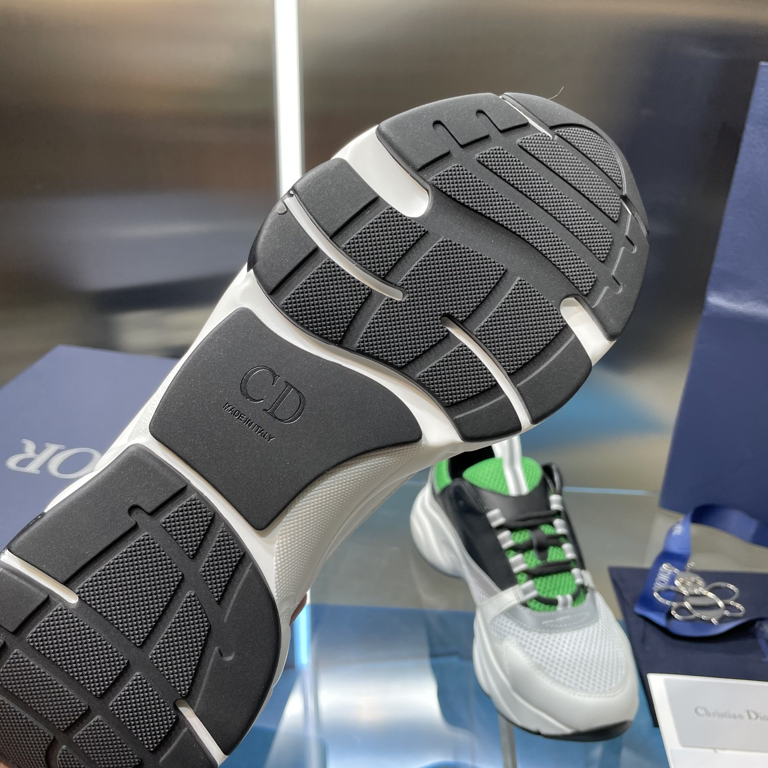 UA D*0r B22 Sneaker