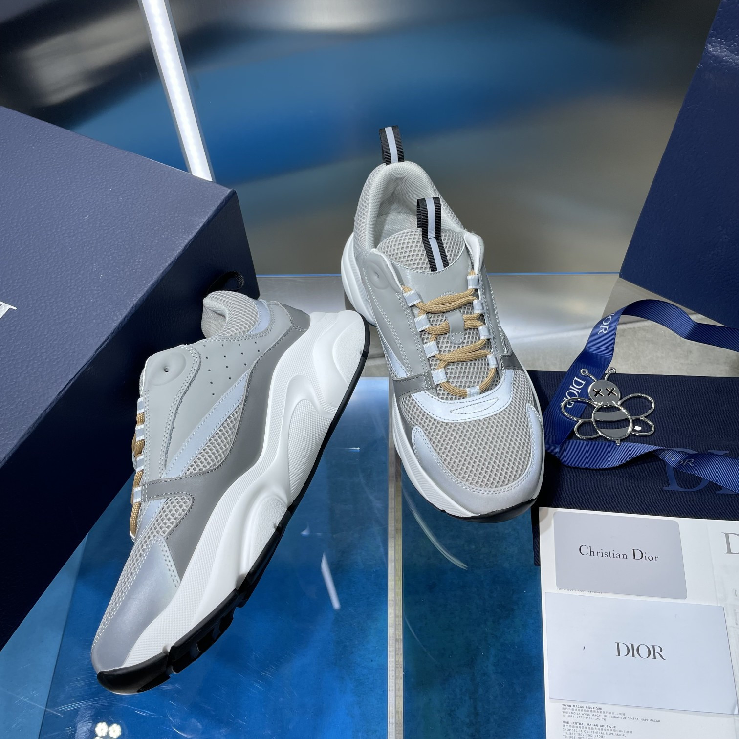 UA D*0r B22 gray Sneaker