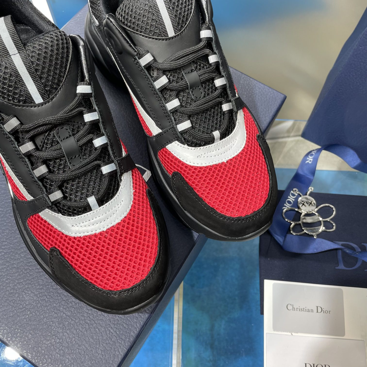 UA D*0r B22 black and red Sneaker