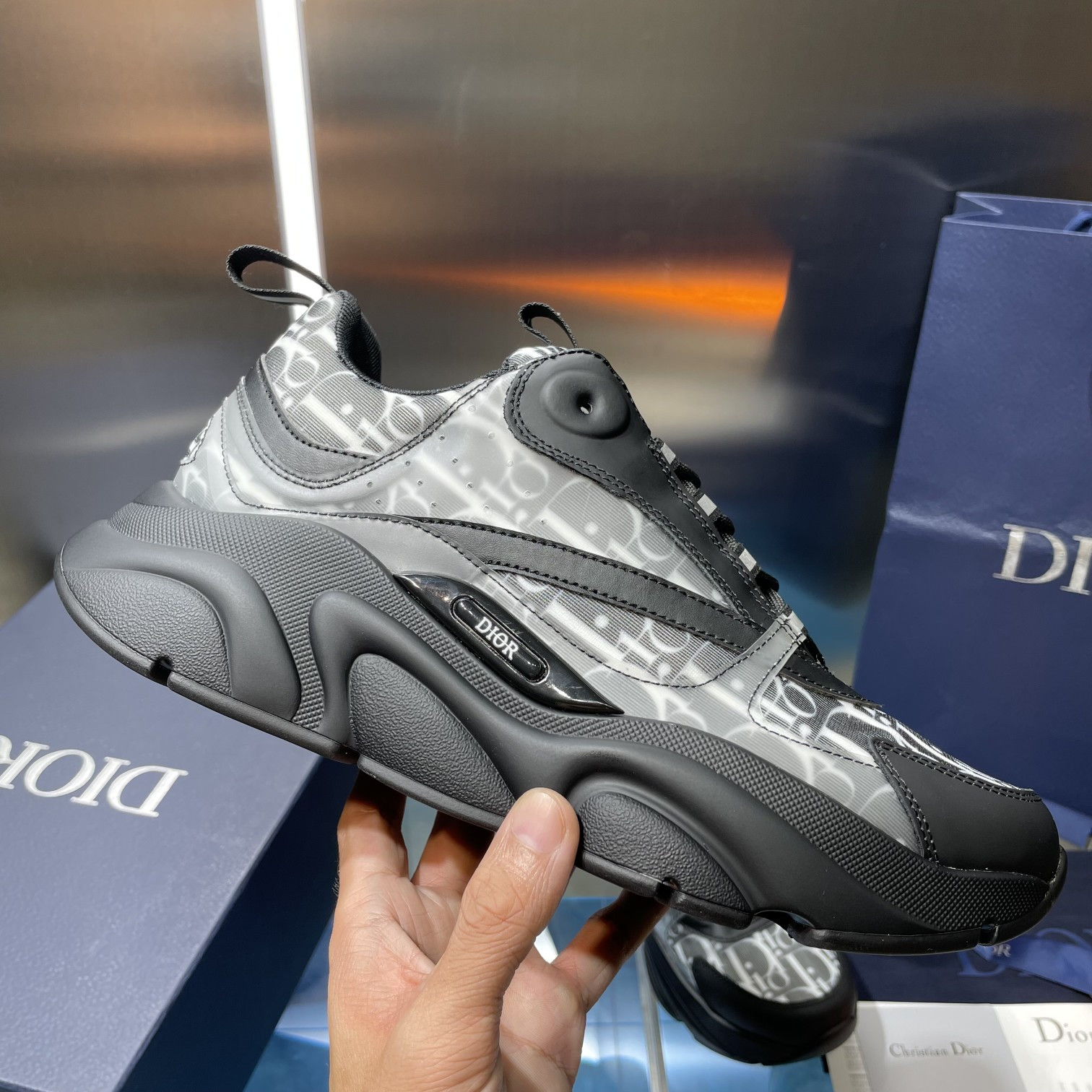 UA D*0r B22 Sneaker