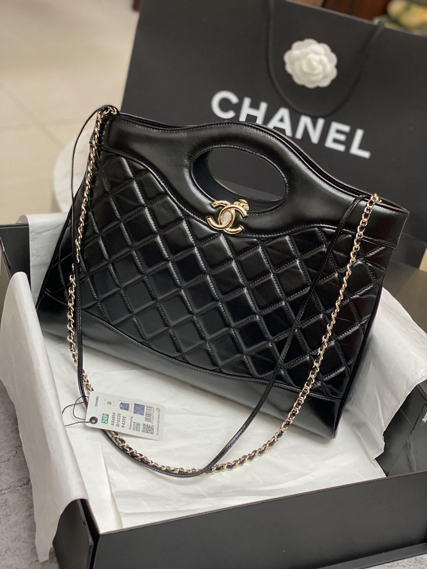 Ch*el SHOPPING BAG Shiny Lambskin & Gold-Tone Metal Black 35x39x8cm