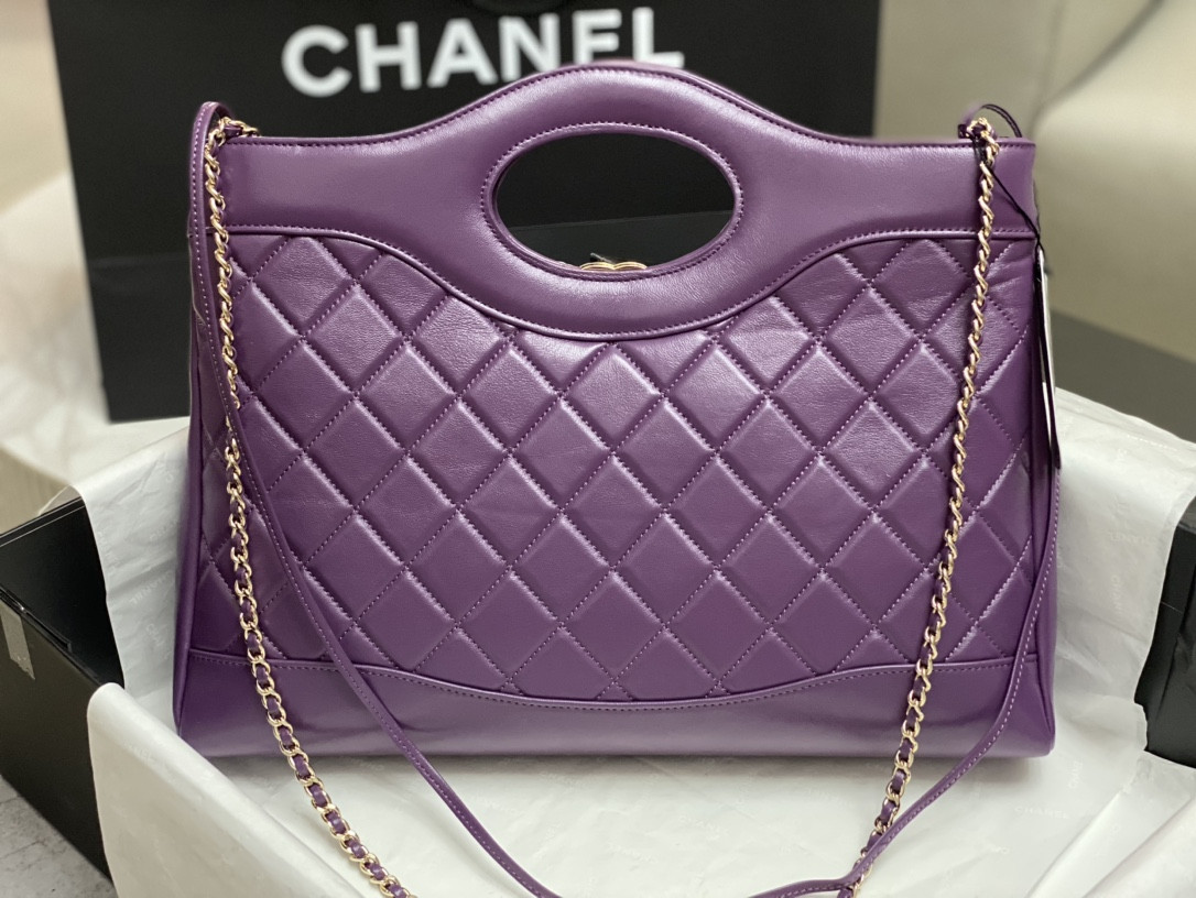 Ch*el SHOPPING BAG Shiny Lambskin & Gold-Tone Metal 35x39x8cm