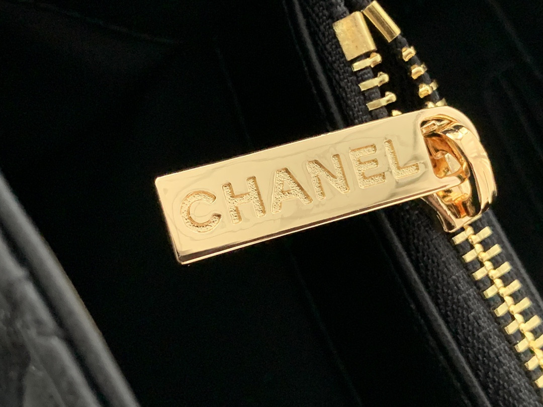 Ch*el GST Lambskin LEATHER HARDWARE 24X33X13CM