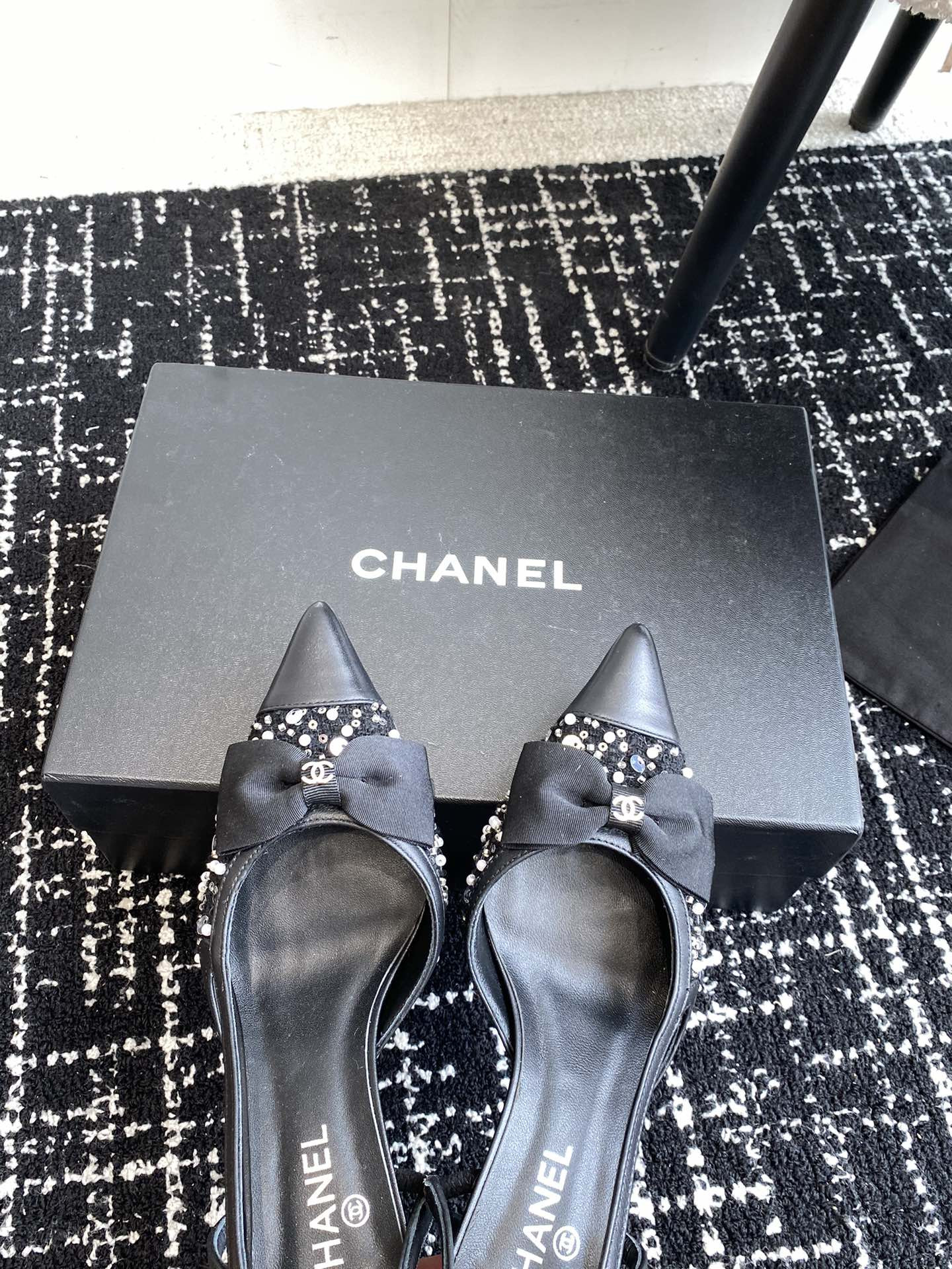 UA Ch*el SLINGBACKS