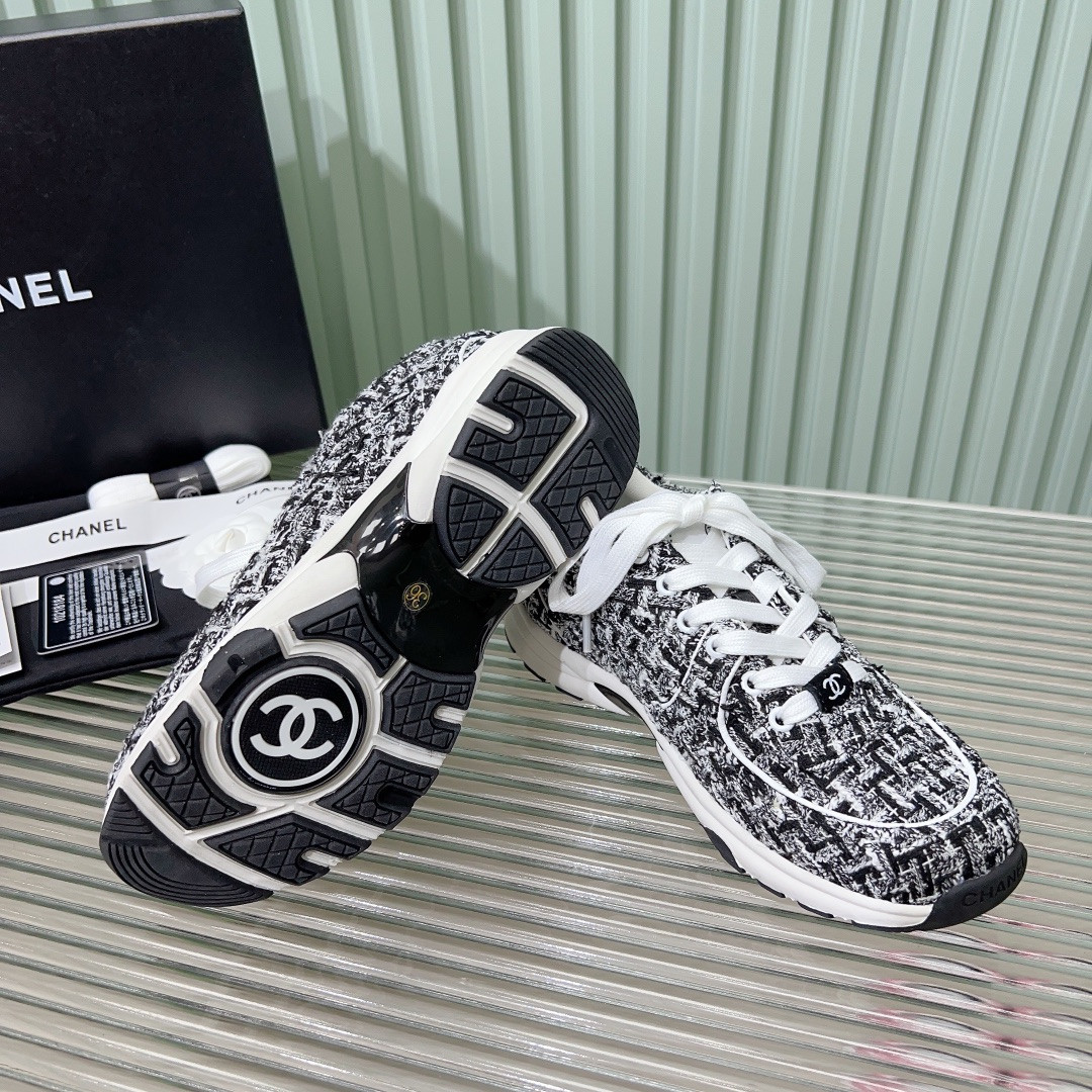 UA Ch*el SNEAKERS Tweed