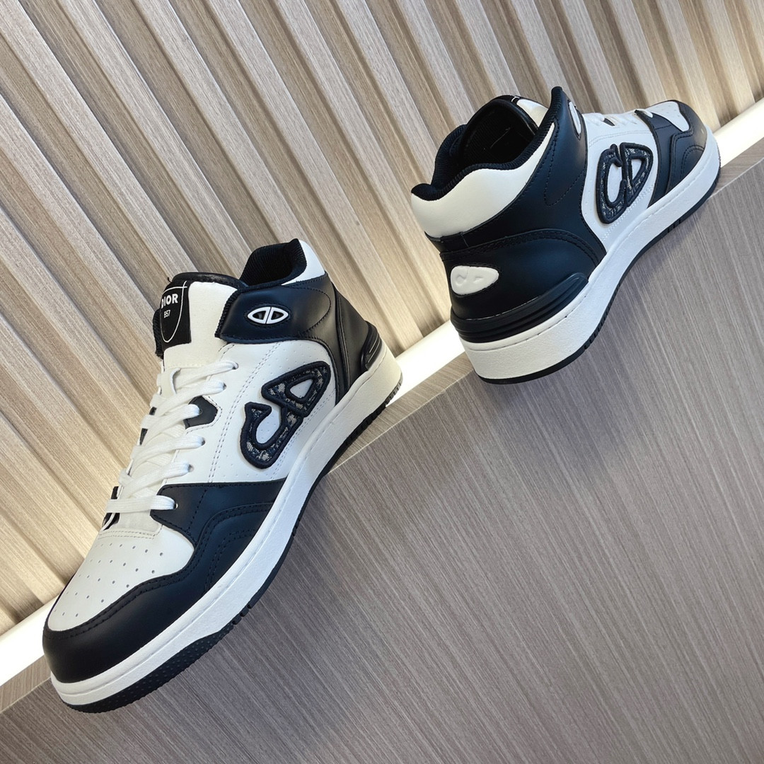 UA D*0r B57 Mid-Top Sneaker Black and White