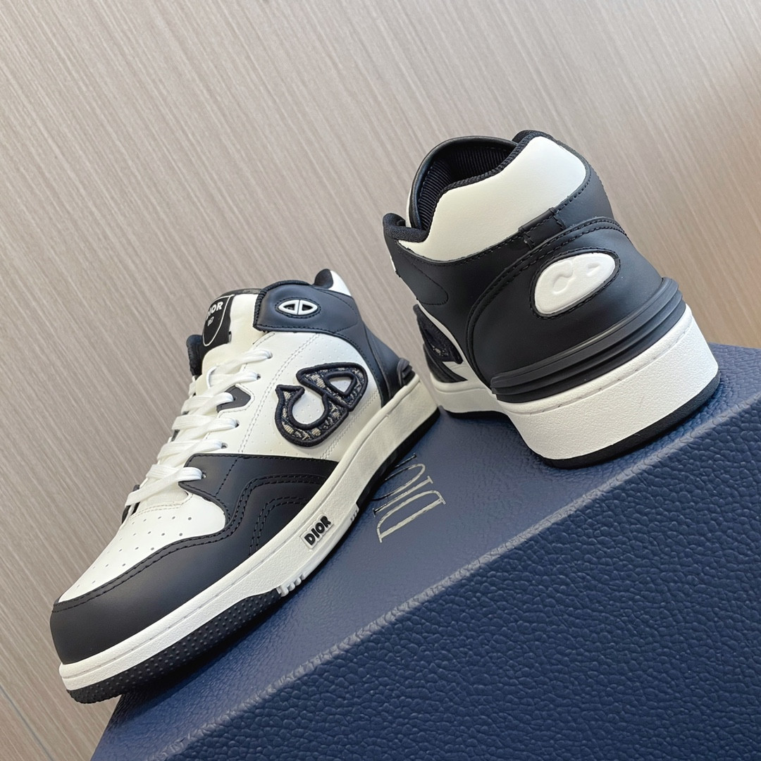 UA D*0r B57 Mid-Top Sneaker Black and White