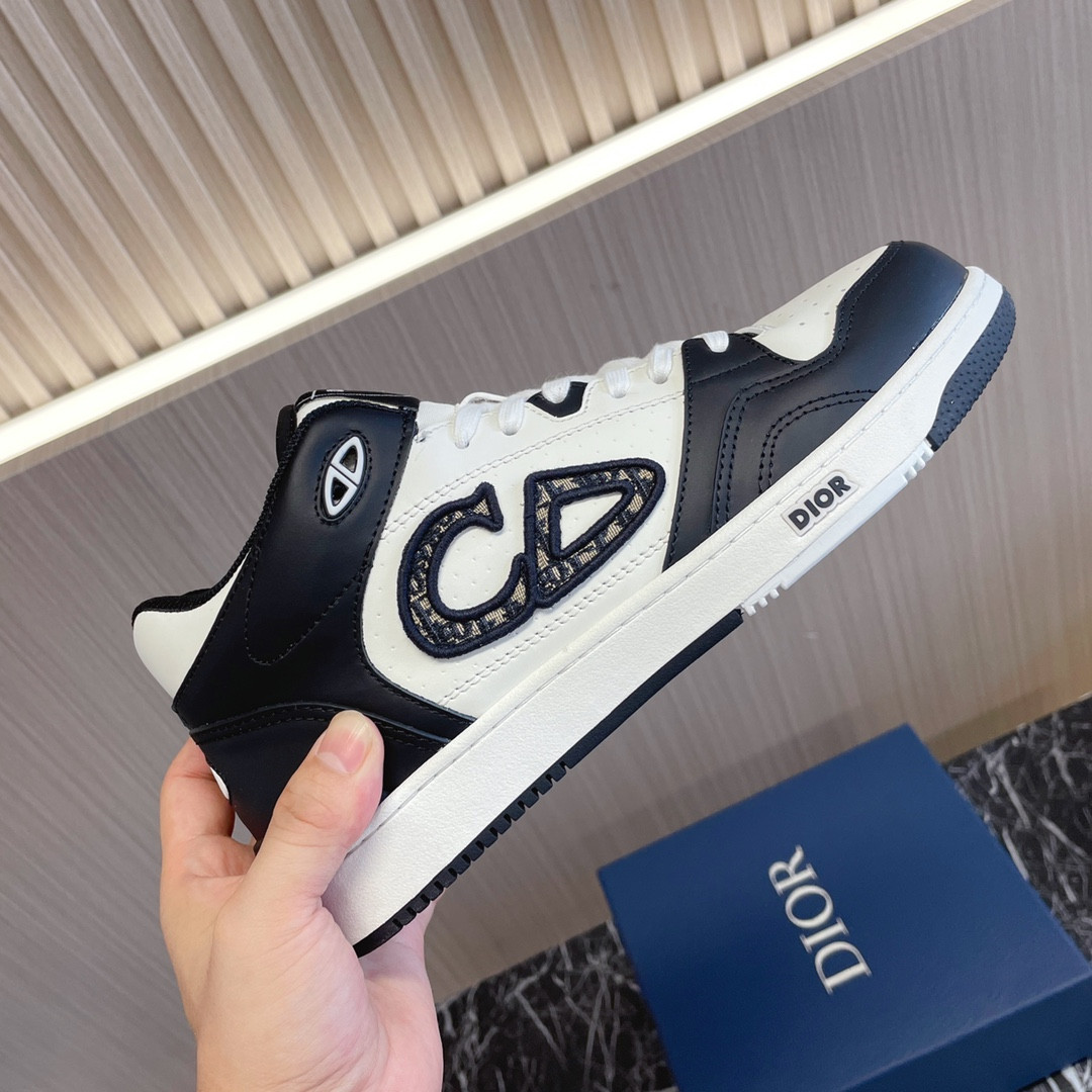 UA D*0r B57 Mid-Top Sneaker Black and White