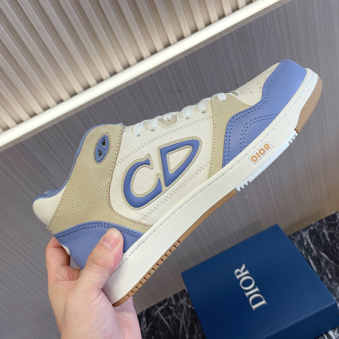 UA D*0r B57 Mid-Top Sneaker