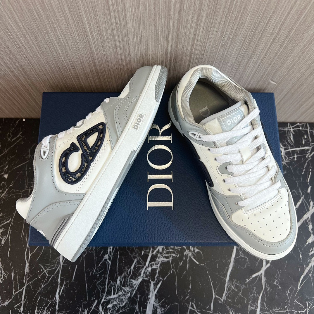 UA D*0r B57 Low-Top Sneaker Gray and White