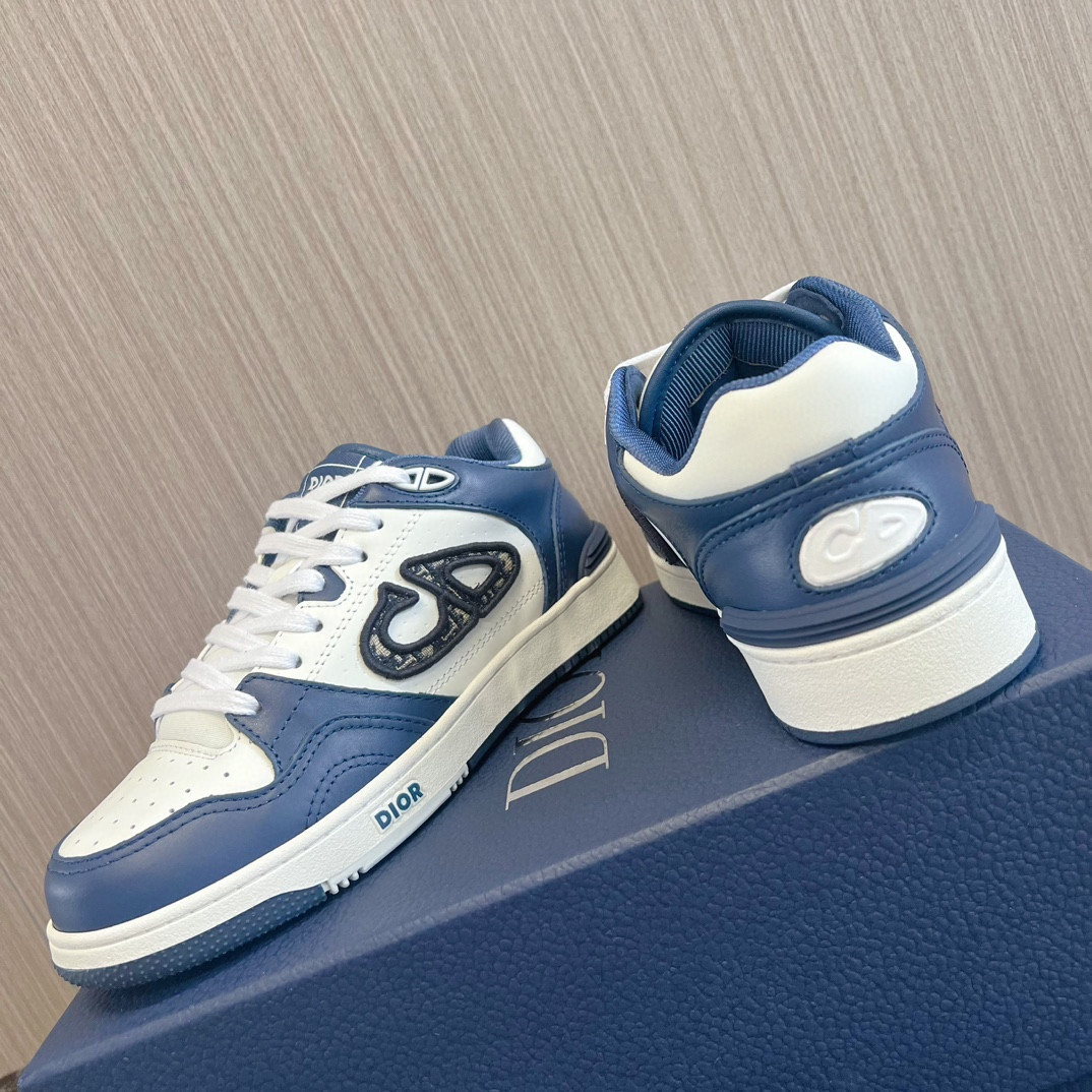 UA D*0r B57 Low-Top Sneaker Navy Blue and White