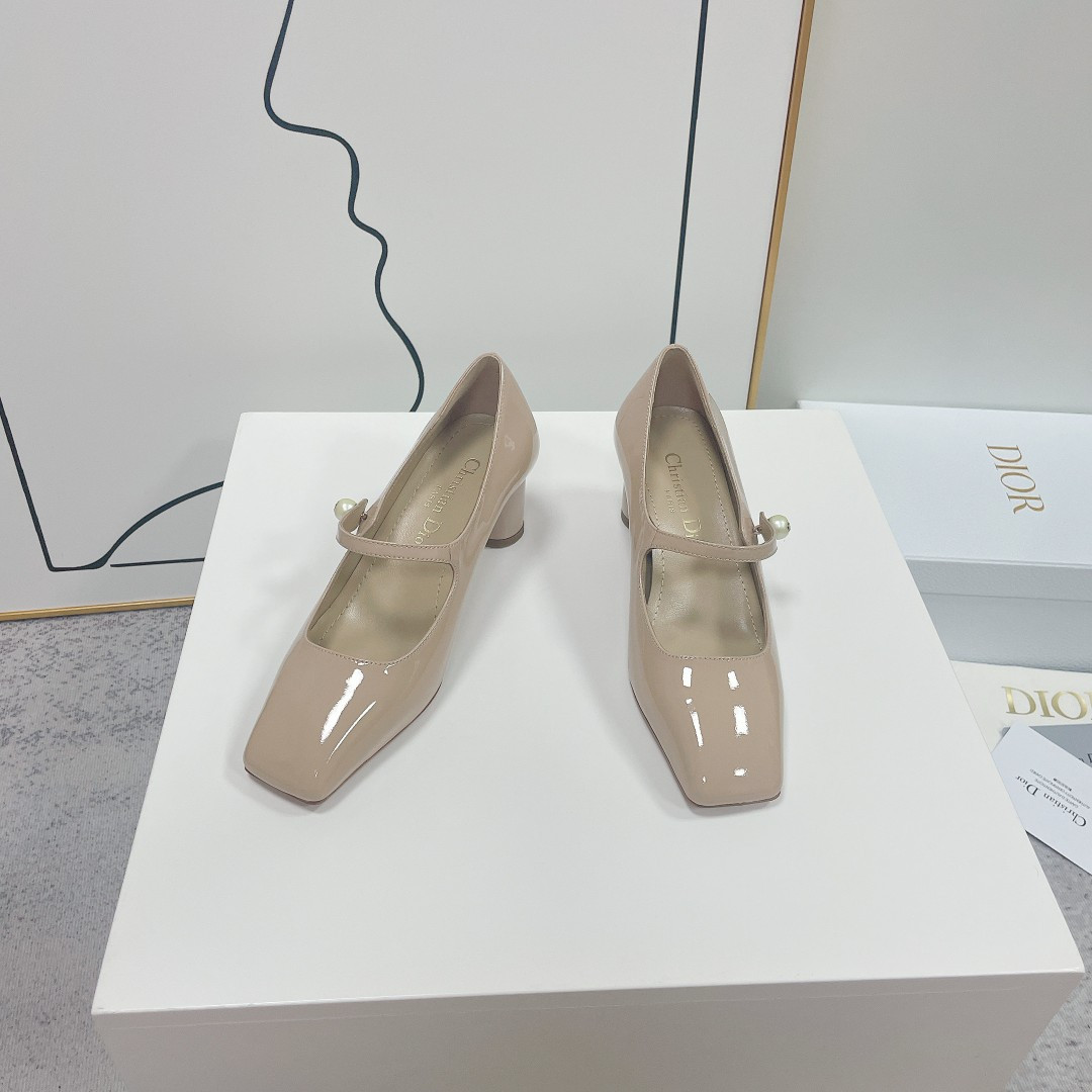 UA Jolie D*0r Pump