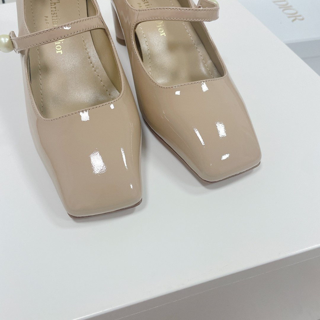 UA Jolie D*0r Pump