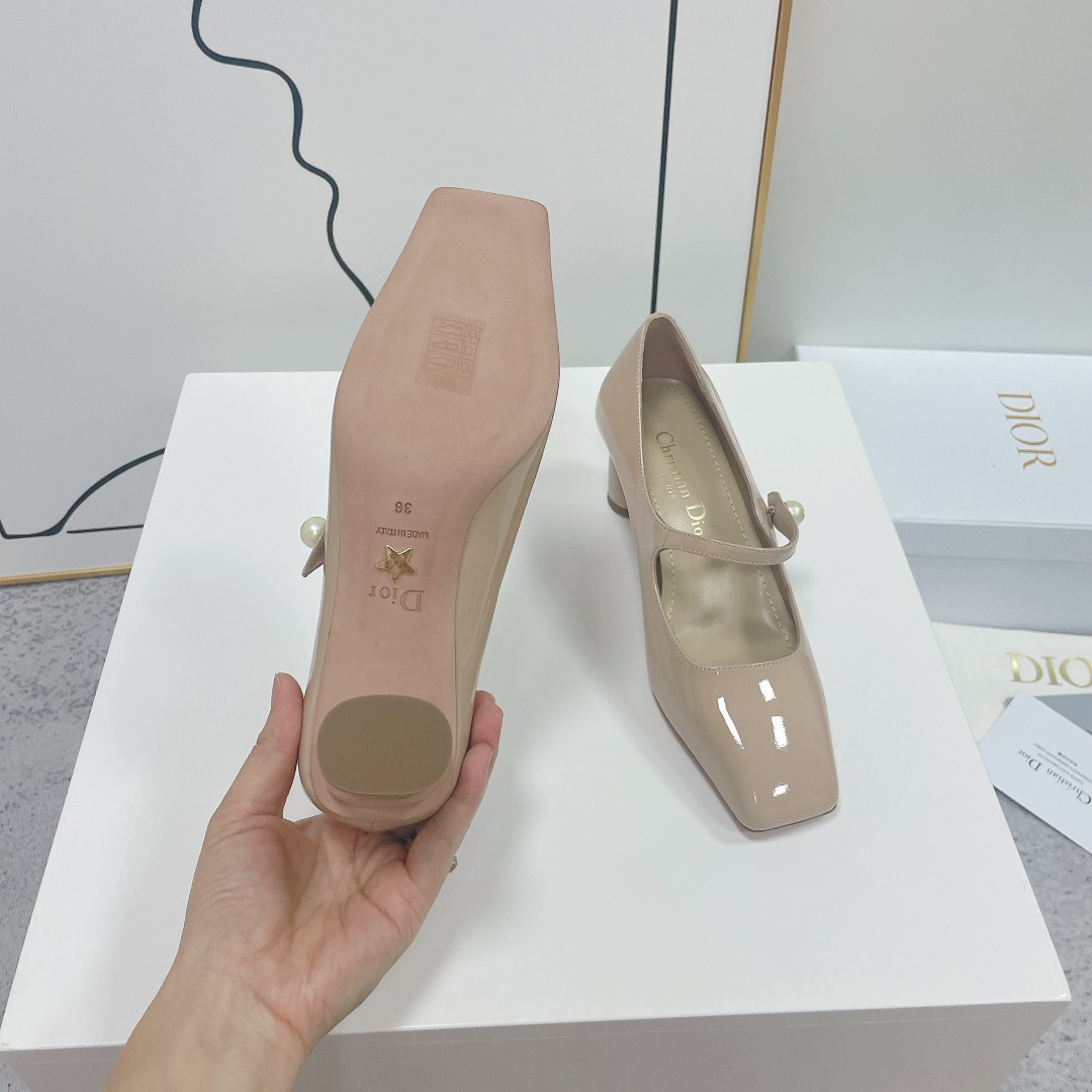 UA Jolie D*0r Pump
