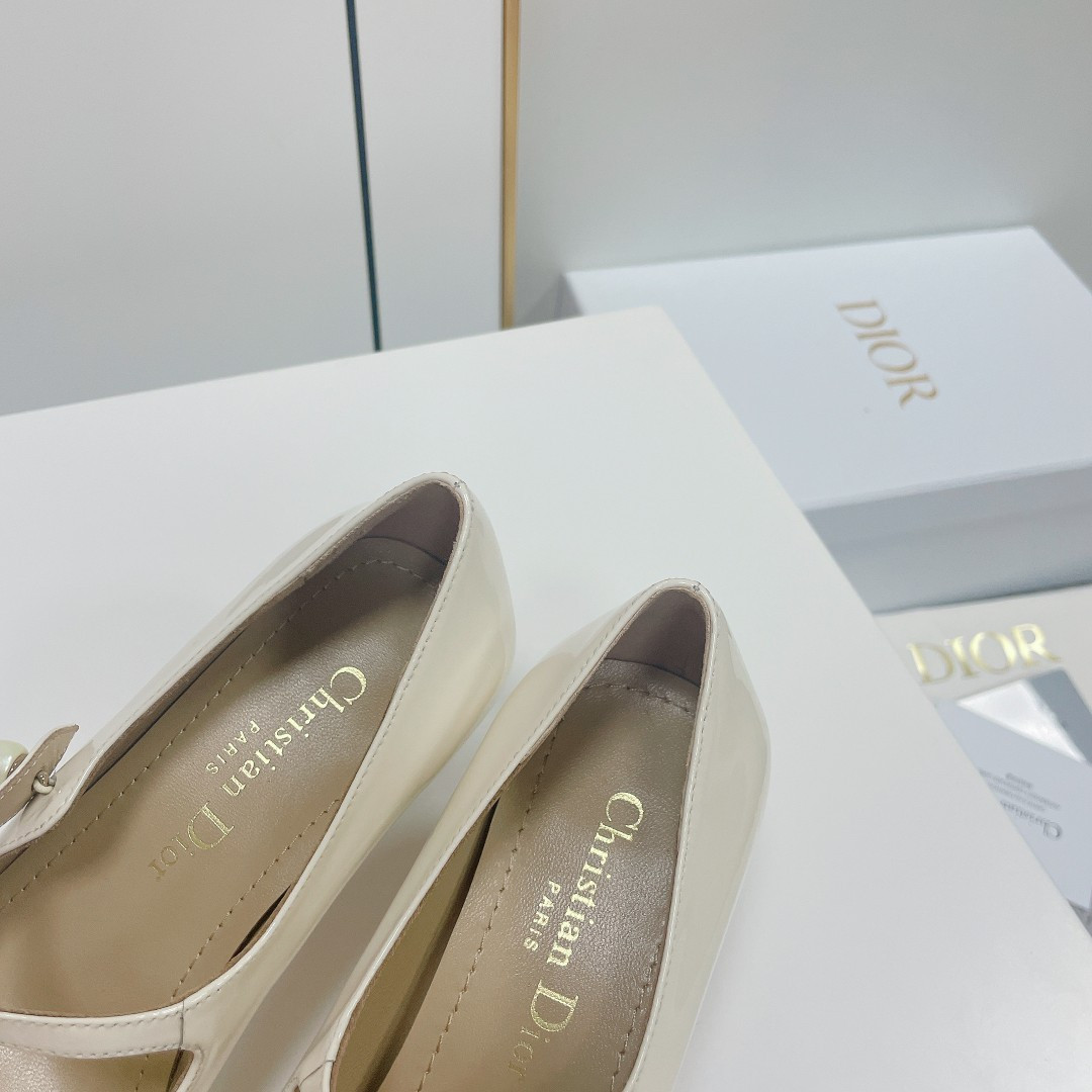 UA Jolie D*0r Pump