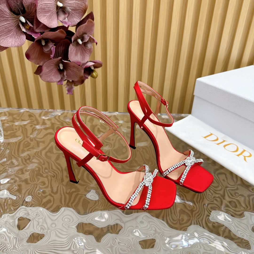UA D*0r Slingback Pump
