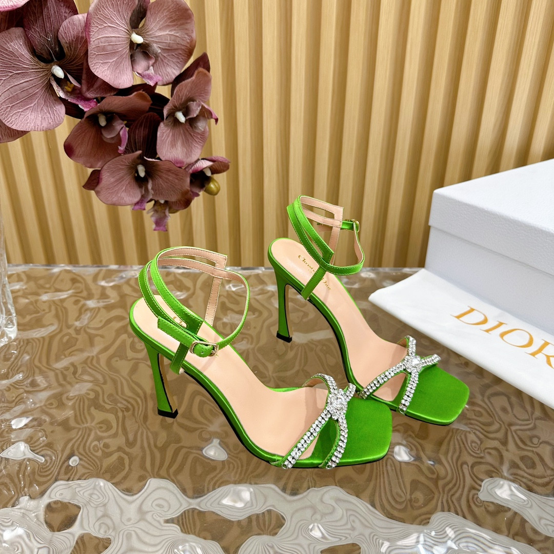 UA D*0r Slingback Pump