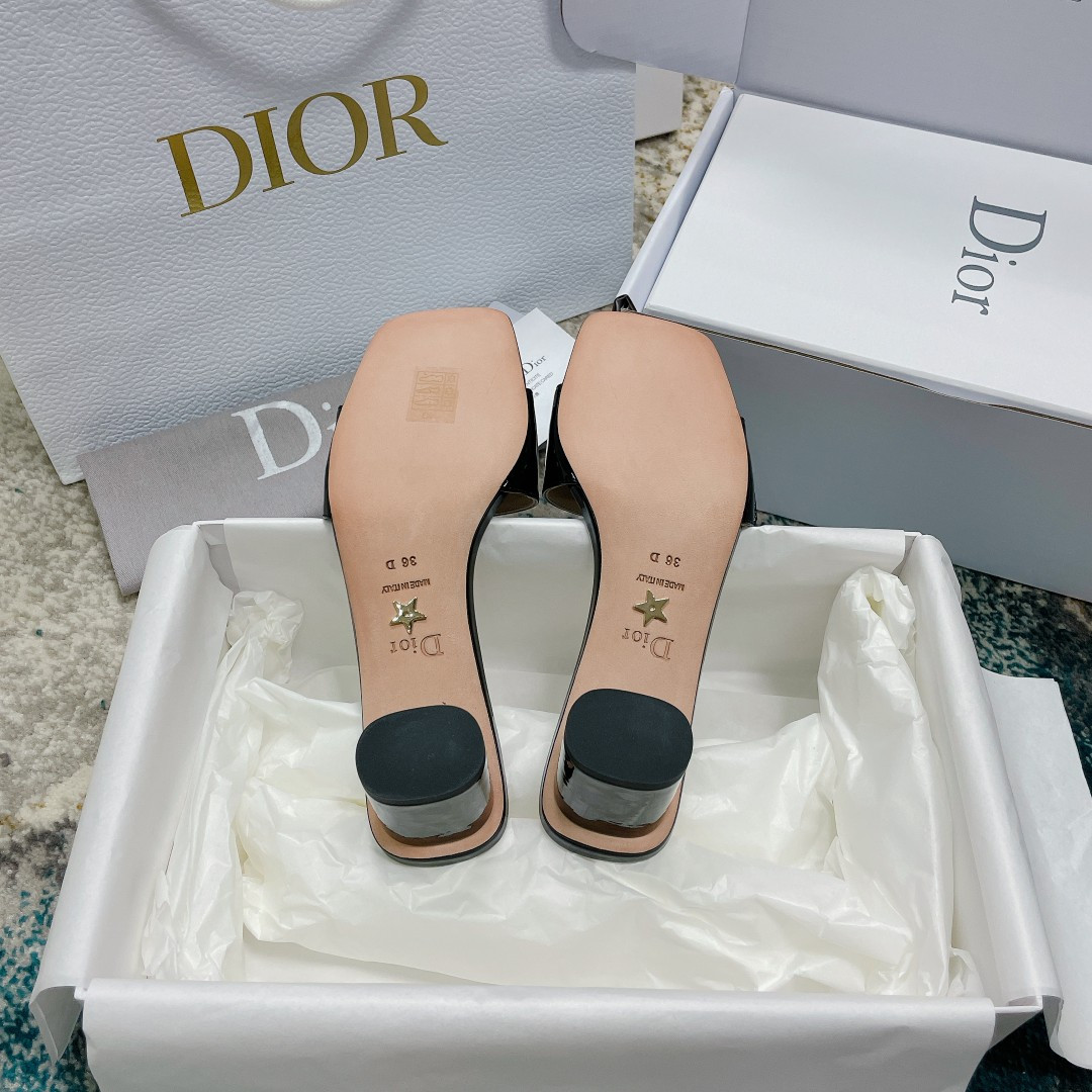 UA D*0r Or C
