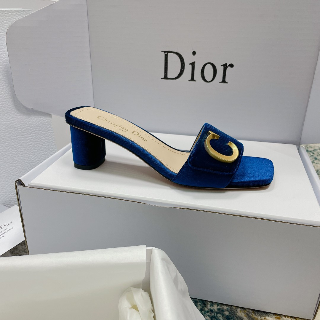 UA D*0r Or C