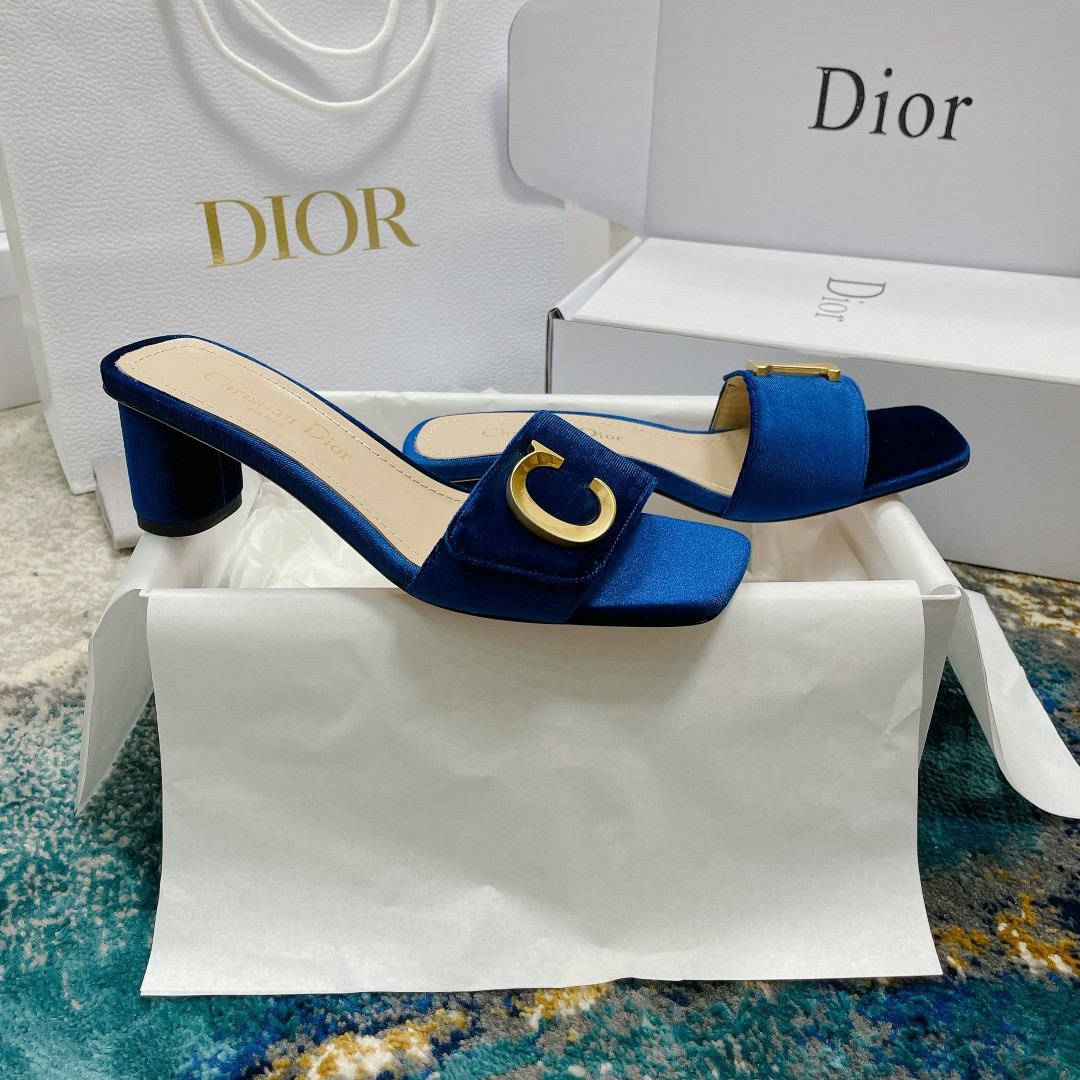 UA D*0r Or C