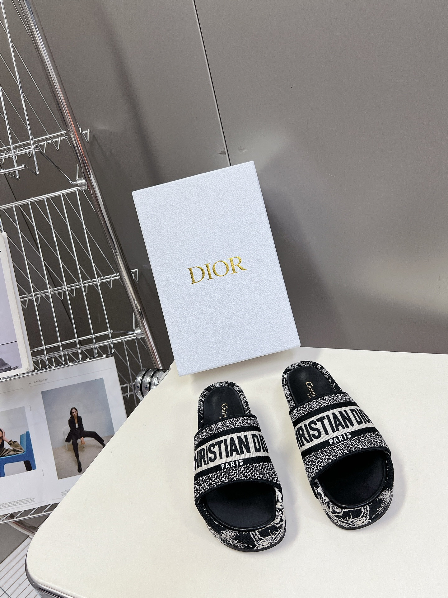 UA D*0r Platform Sandals