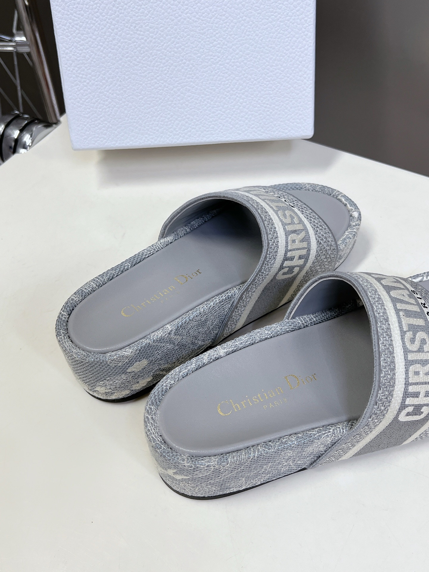 UA D*0r Platform Sandals