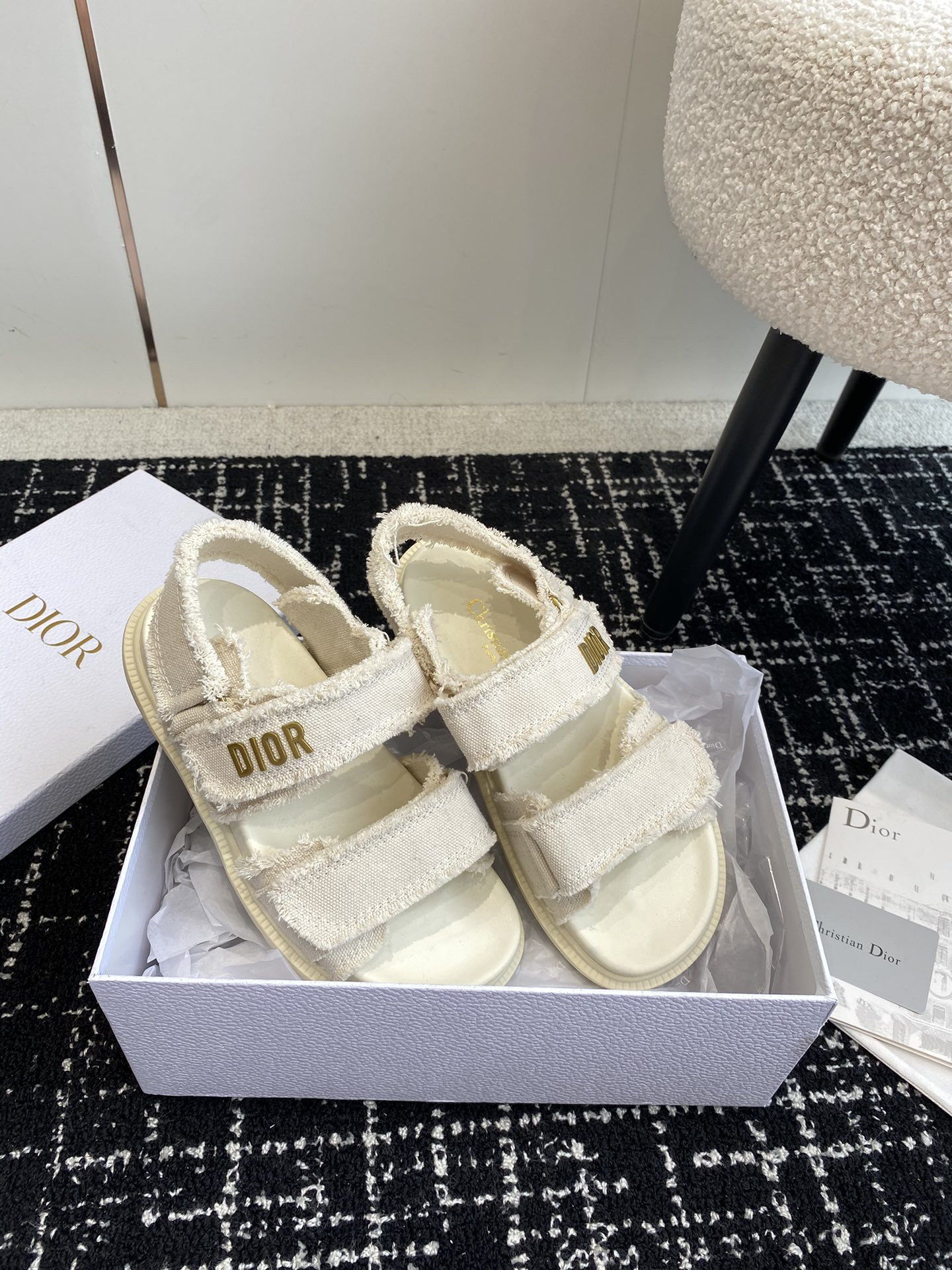 UA D*0ract Sandal